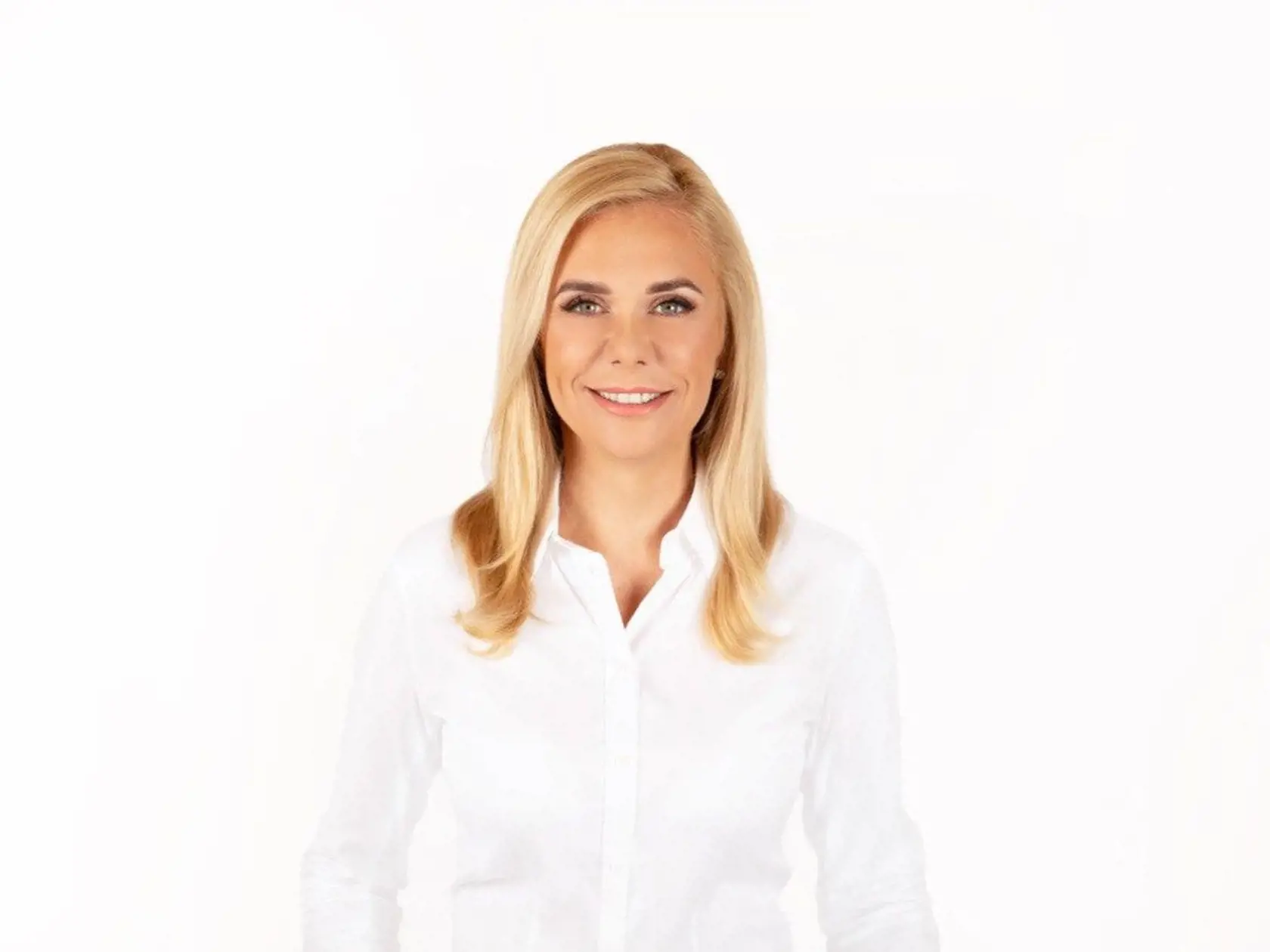 Exministerka vnútra a podpredsedníčka Hlasu-SD Denisa Saková (46) je vždy perfektne upravená. Elegantné kúsky vie skvele zladiť a na svoju vizáž si dáva očividne pozor!