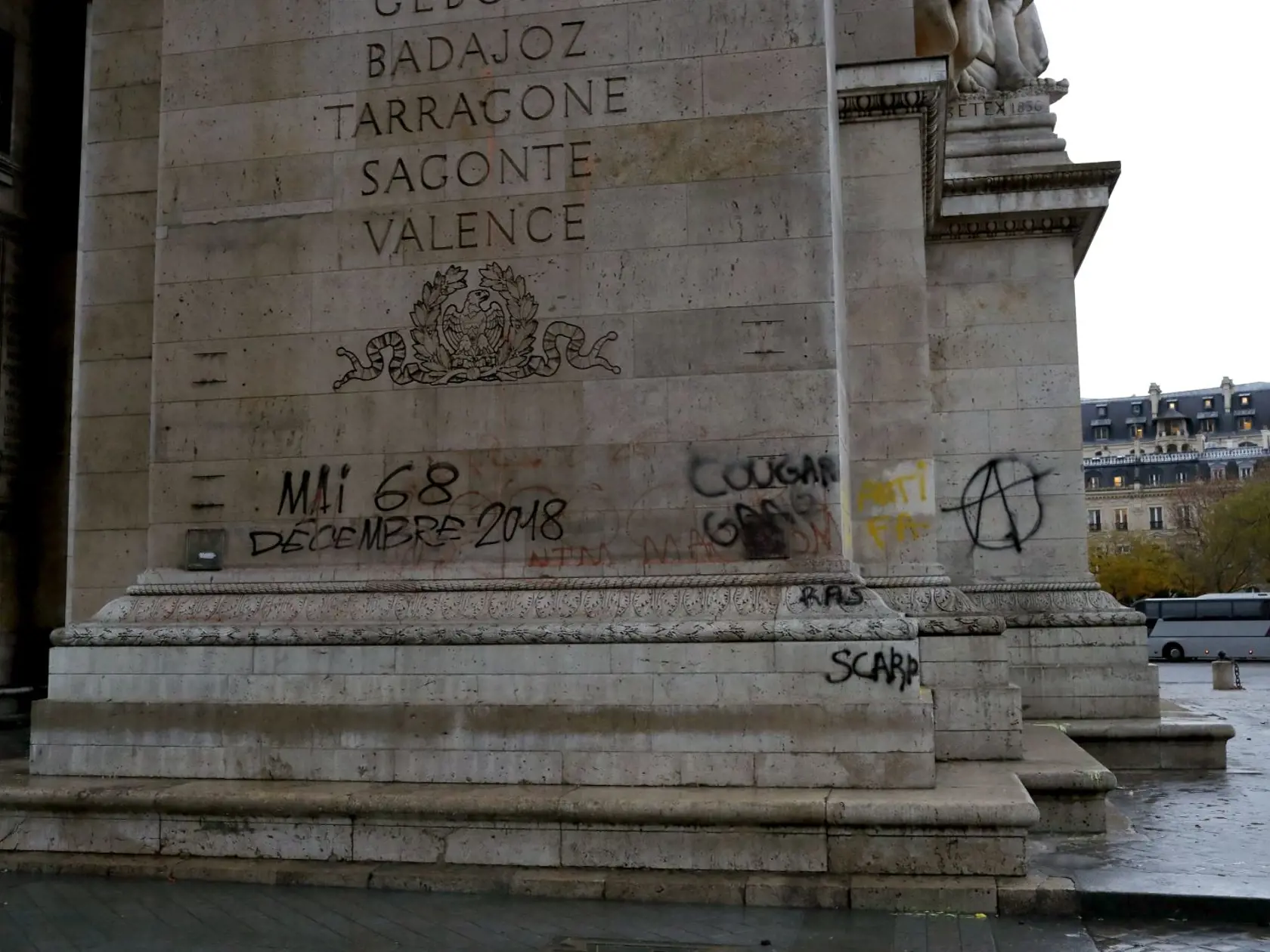Protesty v Paríži