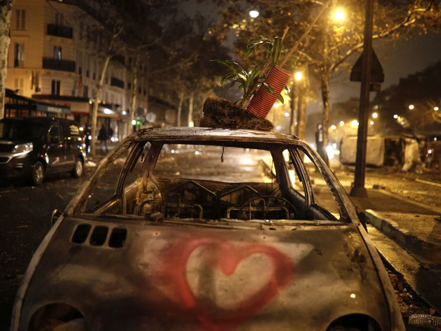 Protesty v Paríži