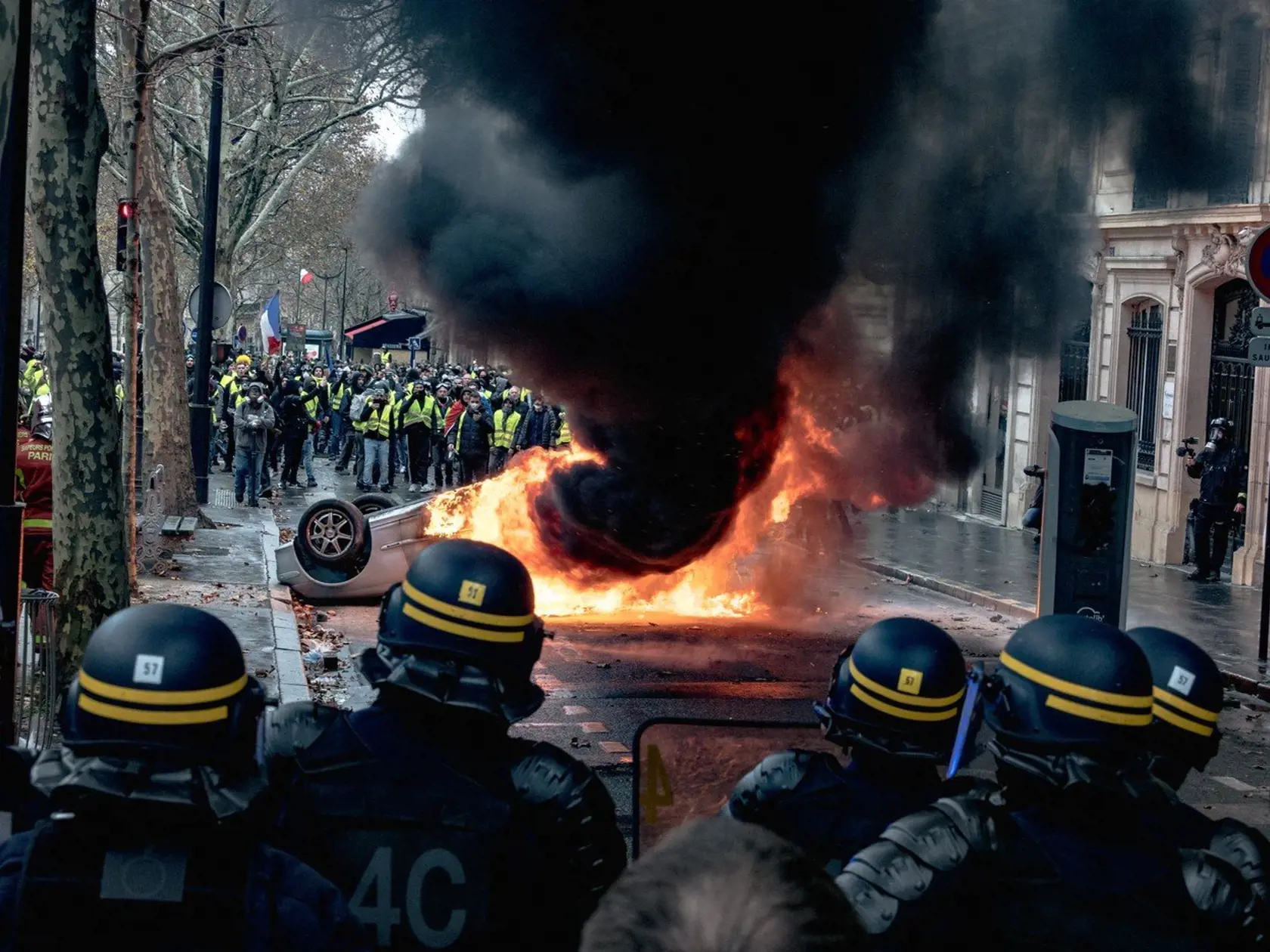 Protesty v Paríži