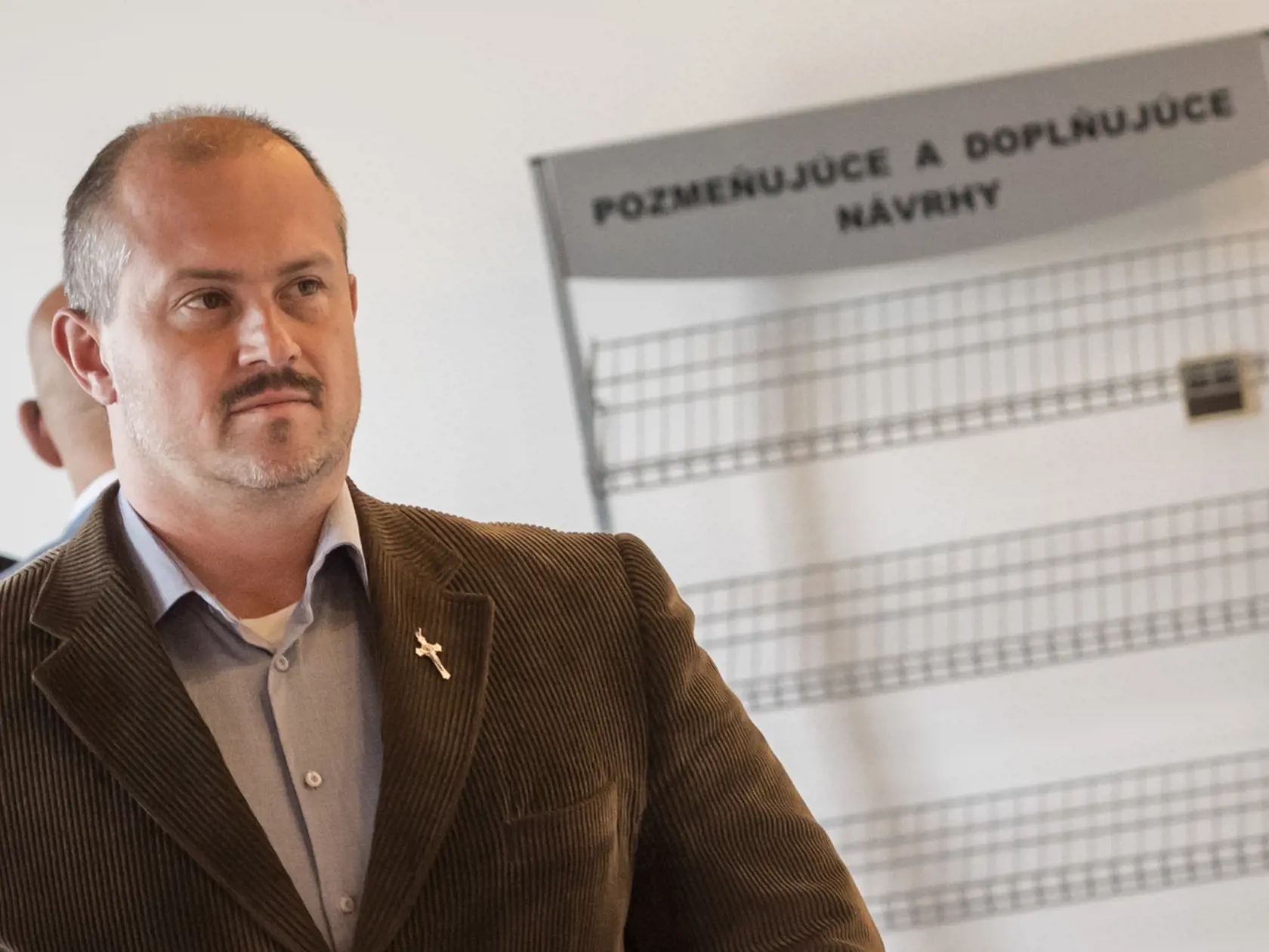 Frederika hovorí, že ani do dnešného dňa nedostala vysvetlenie, prečo predseda ĽSNS malého syna zobral. Uzatvára, že síce nevie, či sa s Kotlebom dohodnú, ale verí tomu.