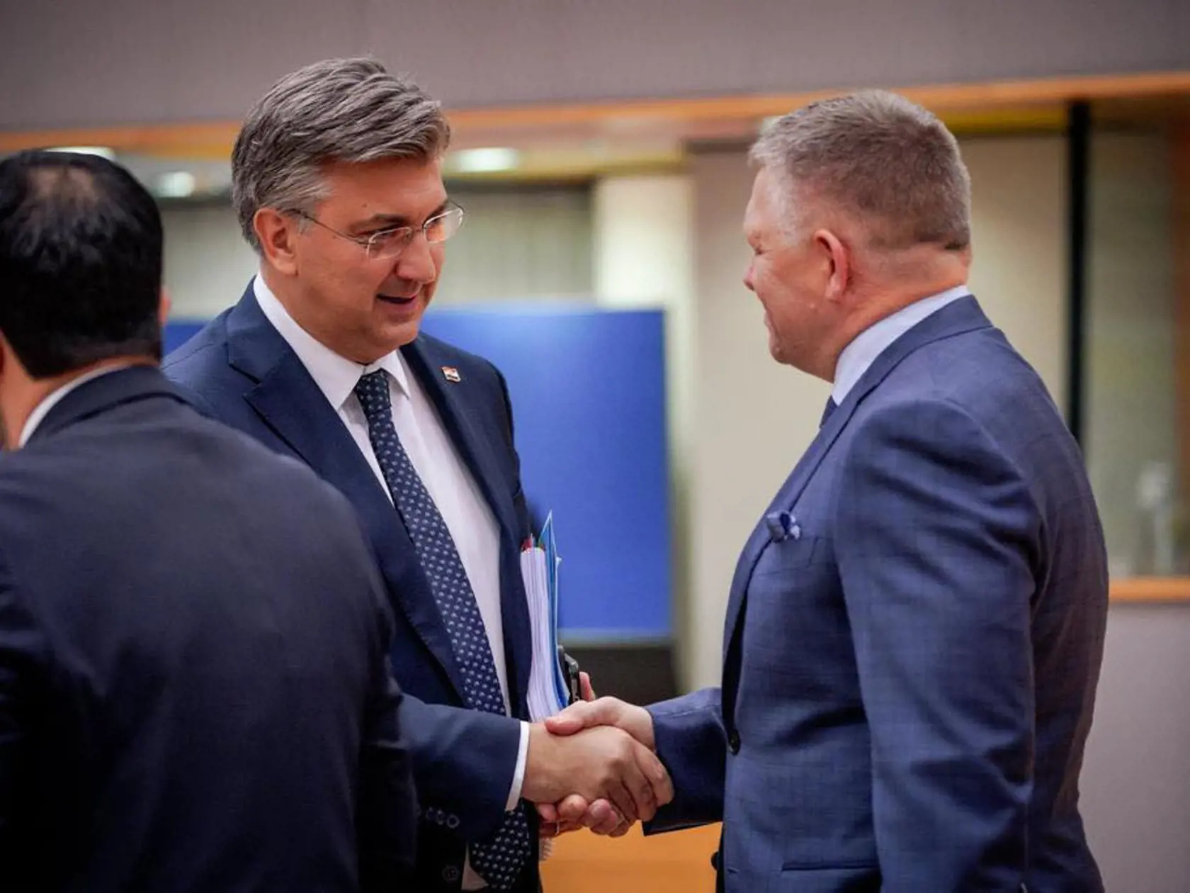Zasadnutí Európskej rady, ktoré sa konajú 26. a 27. októbra 2023, sa zúčastnil aj Robert Fico.