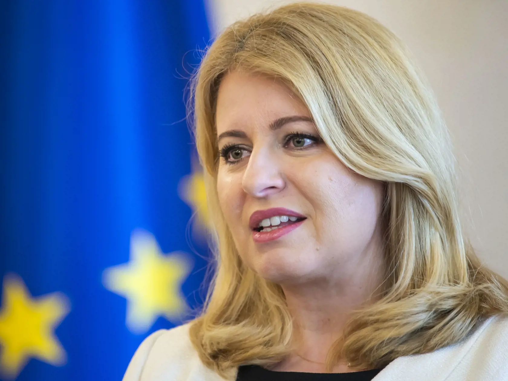 Na snímke prezidentka SR Zuzana Čaputová počas tlačovej konferencie s gréckou prezidentkou Katerinou Sakellaropulovou v rámci oficálnej návštevy 14. marca 2024 v Prezidentskom paláci v Bratislave. FOTO TASR - Jakub Kotian