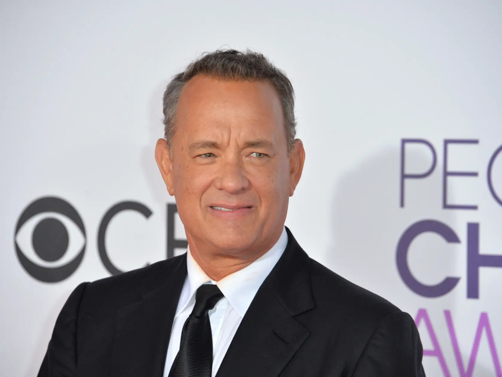 „Láska je, keď sa zobudíte ráno a prvé, čo chcete, je, aby ten druhý bol šťastný.“ Tom Hanks