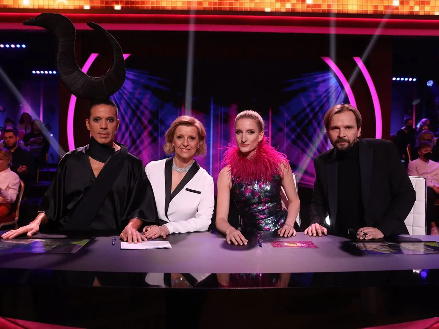 Porota Let´s Dance, ktorej je dlhé roky súčasťou aj Tatiana Drexler (druhá zľava).