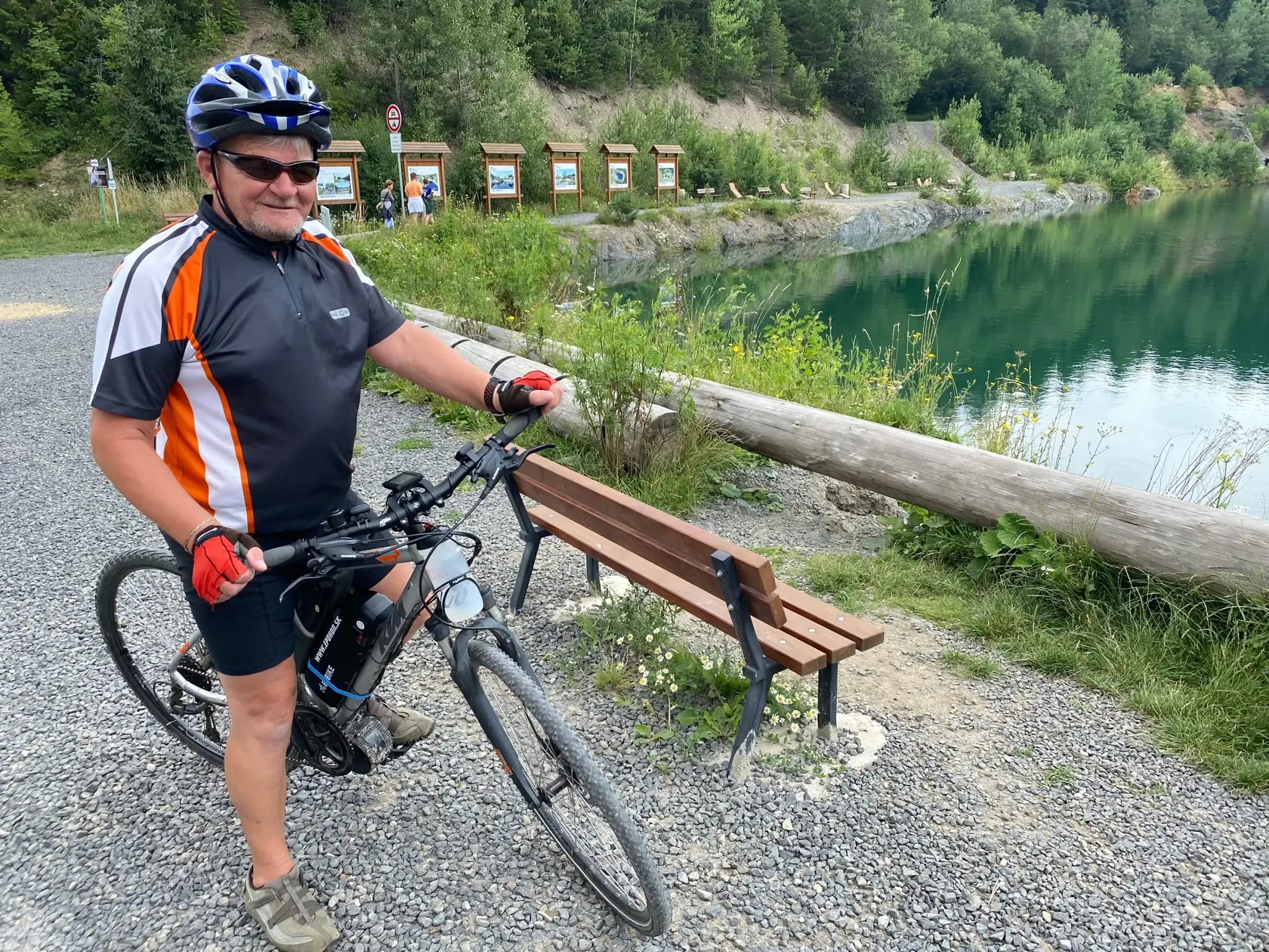 Ján (66) z Popradu sem často chodieva na cykloturistiku aj peši: "Je tu krásne, dobre sa tu oddychuje. Počul som, že v niektorých miestach je tu hĺbka aj vyše 18-metrov."