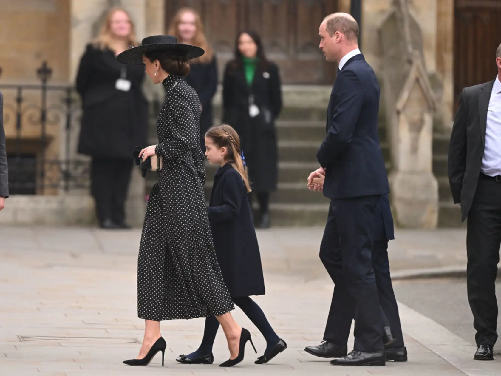 Princezná Charlotte vyrástla, je z nej krásna slečna.