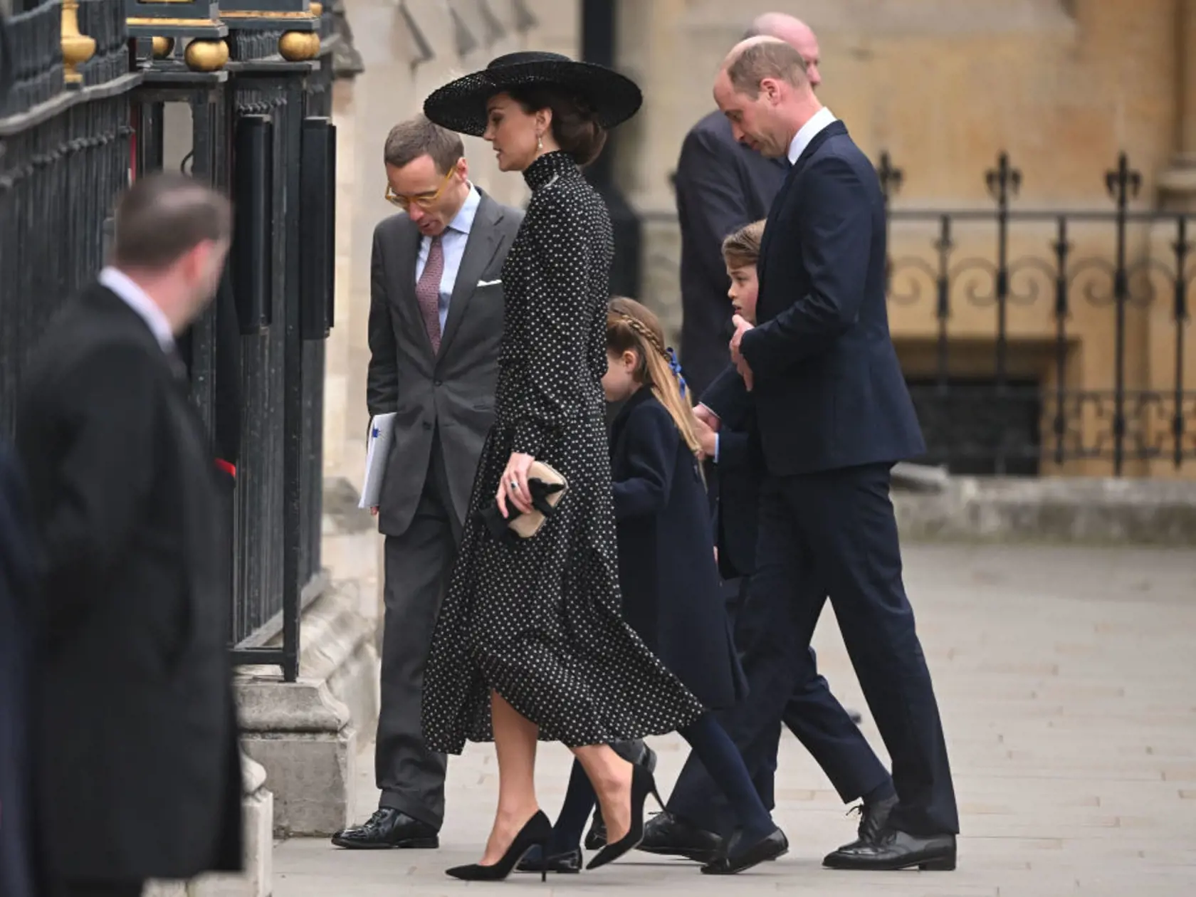 Princezná Charlotte vyrástla, je z nej krásna slečna.