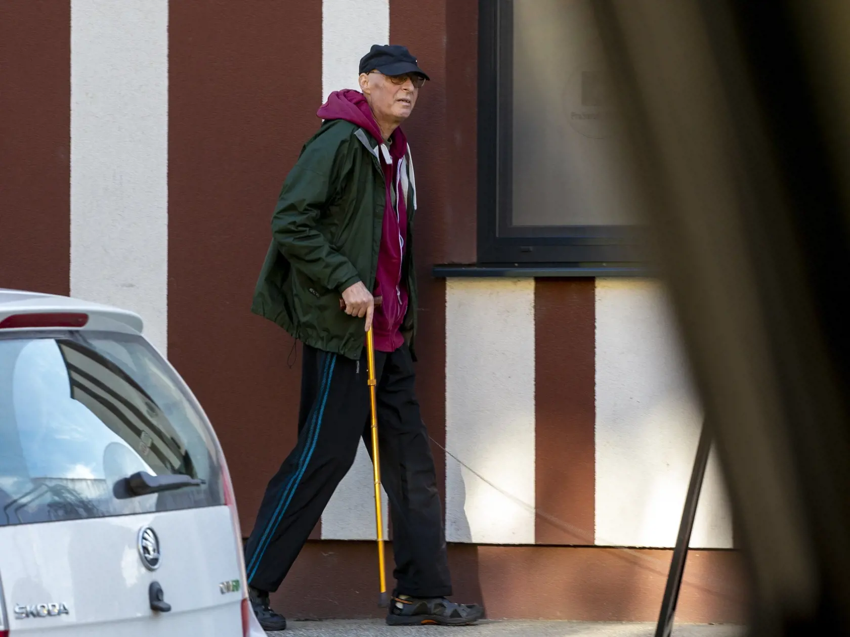 Náš zdroj tvrdí, že Trnka sa rozhodol zmeniť miesto aj kvôli spomienkam, ktoré sa mu viažu k vile v Hamuliakove.