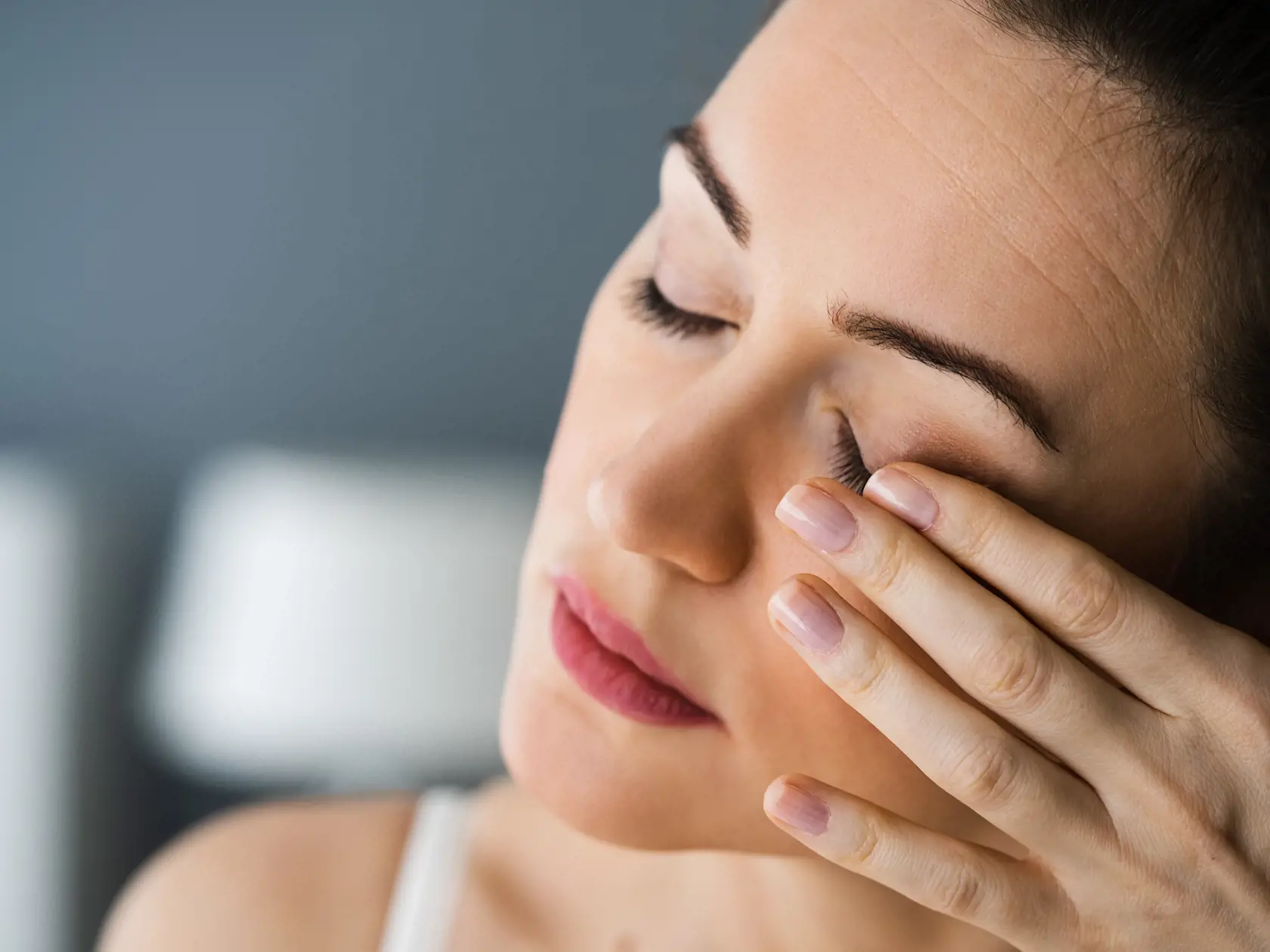 Tired,Exhausted,Eye,Pain,And,Ache,Problem