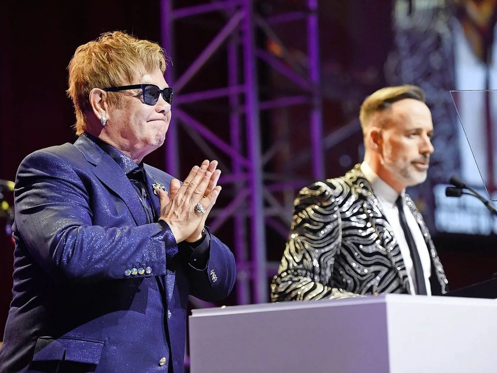 Elton John s manželom Davidom hlasovali za spoločnú Európu.