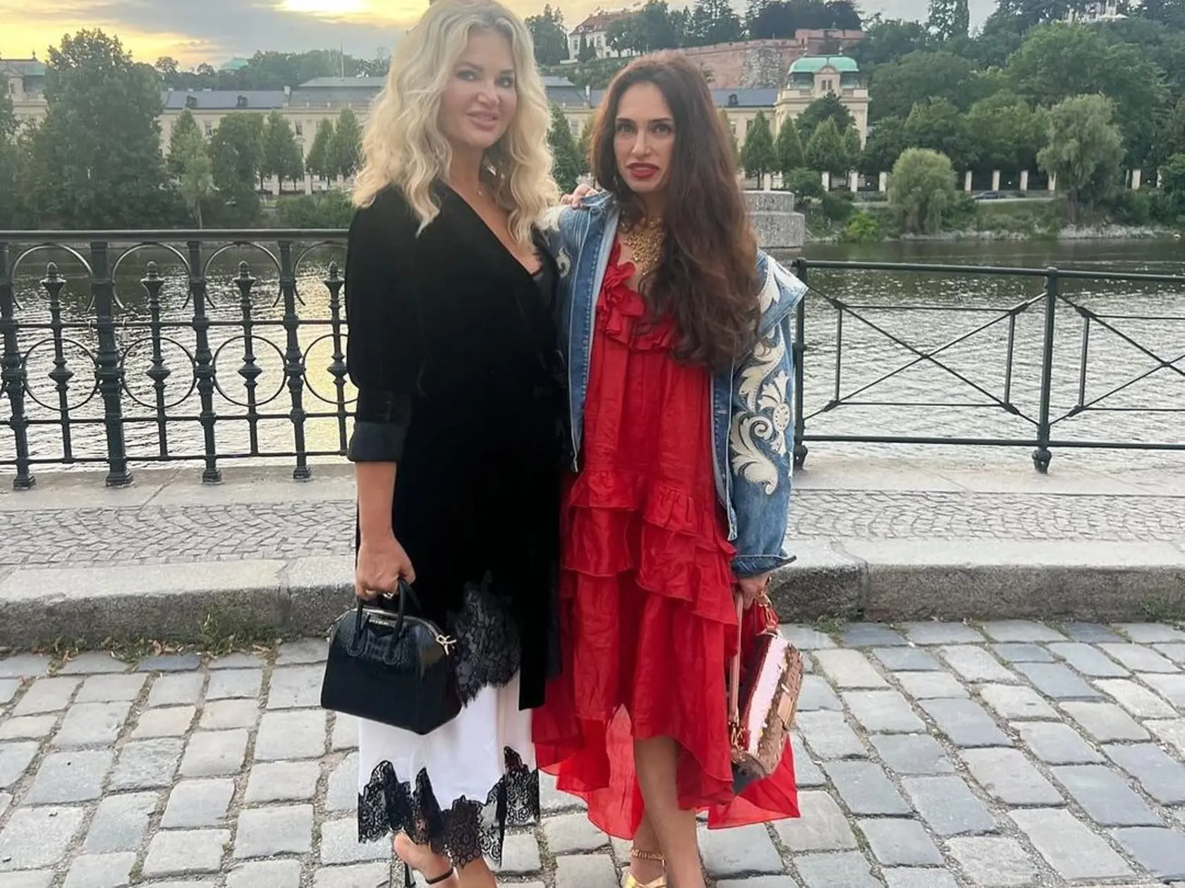 Monika Babišová oslávila svoje okrúhle narodeniny s najbližšími priateľmi.