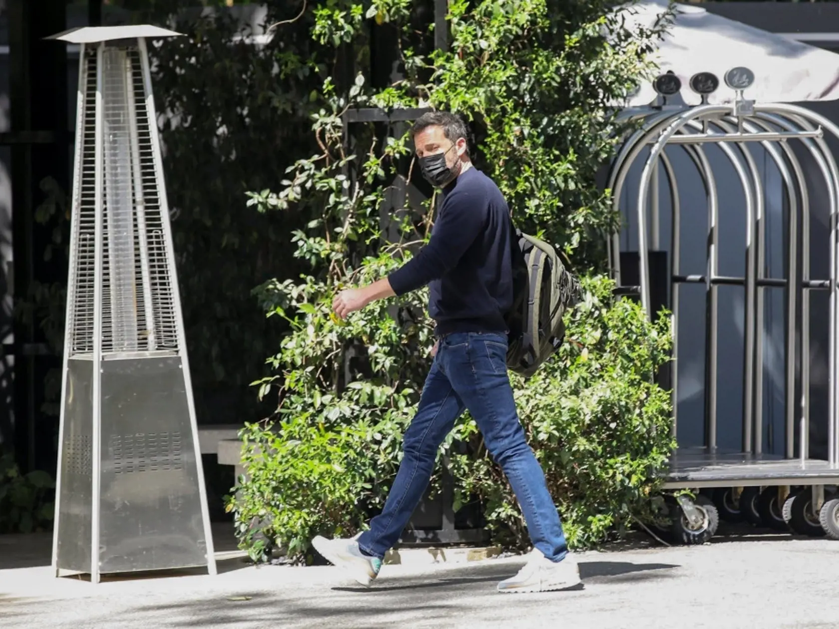 Ben Affleck na ceste od Jennifer