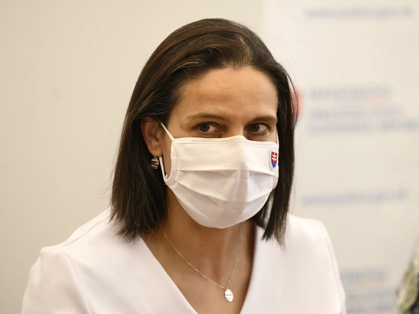 Z tlačovej konferencie ministerky spravodlivosti SR Márie Kolíkovej (Za ľudí) na tému Ako skrátiť dobu konania sporu rodinných vecí s maloletými deťmi? Ako docieliť, aby rodičia maloletých detí zo súdov častejšie odchádzali s dohodou? v Bratislave v pondelok 28. júna 2021. Na snímke ministerka spravodlivosti SR Mária Kolíková (Za ľudí) počas tlačovej konferencie v Bratislave 28. júna 2021. FOTO TASR - Pavel Neubauer

