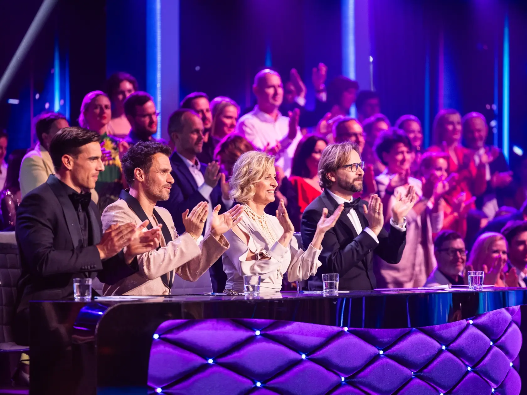 Porota Ján Ďurovčík, Tatiana Drexler, Adam Bardy a Leoš Mareš počas deviateho kola Let's dance 2025.