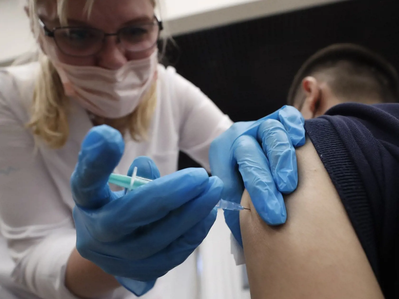 V Rusku sa pandémia koronavírusu rapídne zhoršuje. Za jediný deň zomrelo v krajine 752 ľudí, ide o najvyšší počet od začiatku pandémie.