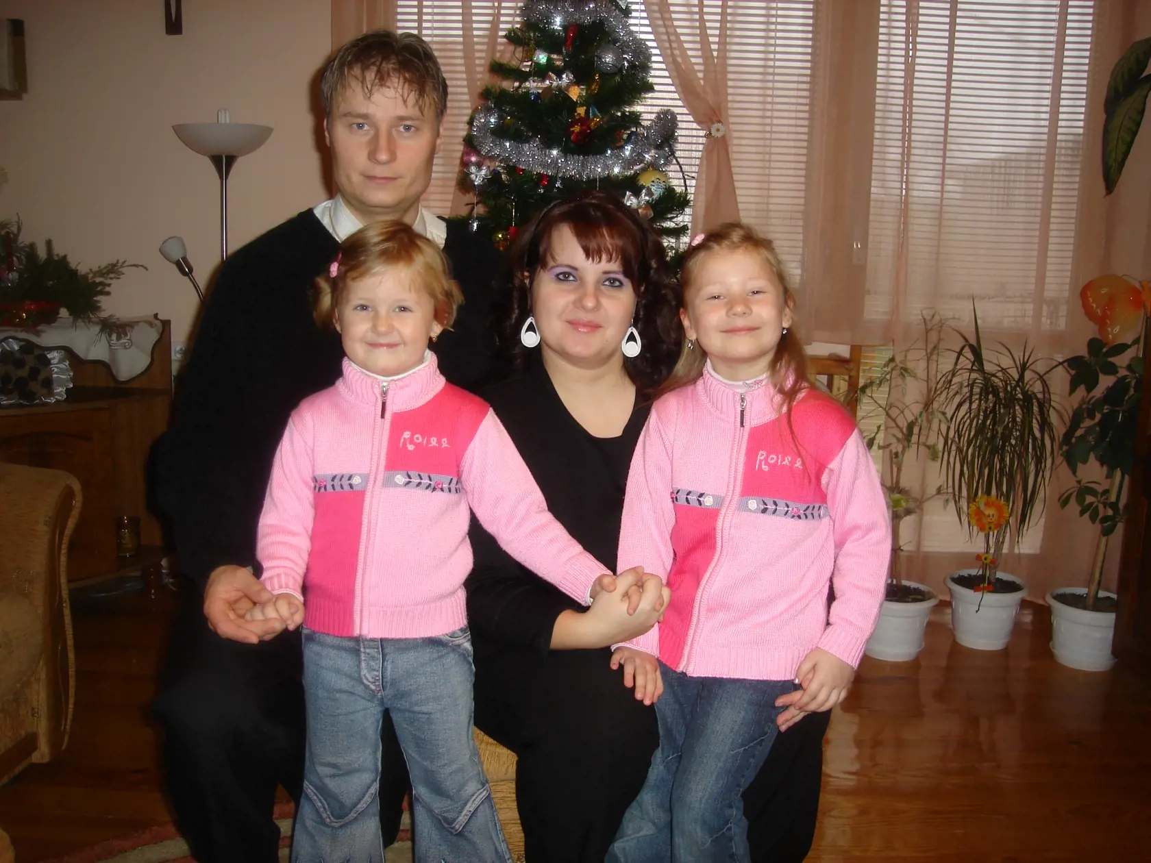 Pre Luciu a Martina to bola láska na prvý pohľad. A jej plodom boli milované dcérky Alexka a Viktorka.