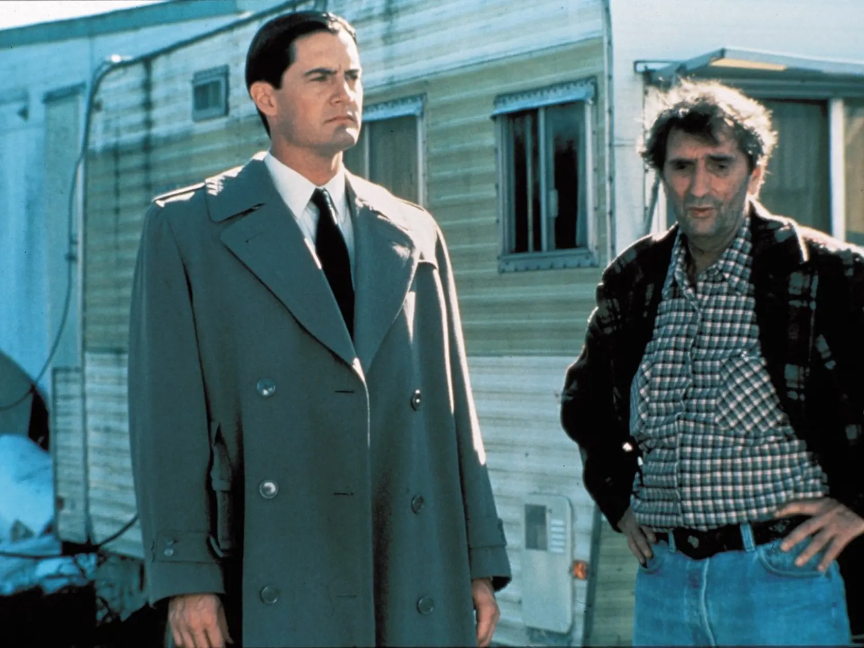 Harry Dean Stanton dostal vo filme postavu Carla Rodda (vpravo), ktorú hral aj v 3. sérii.