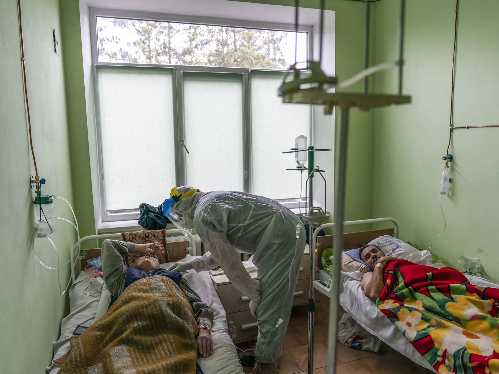 Podľa štatistík Svetovej zdravotníckej organizácie WHO sa koronavírusom nakazilo už 34 miliónov ľudí, z ktorých viac ako milión zomrelo, čo je viac ako dvojnásobný počet mŕtvych oproti bežnej chrípke.