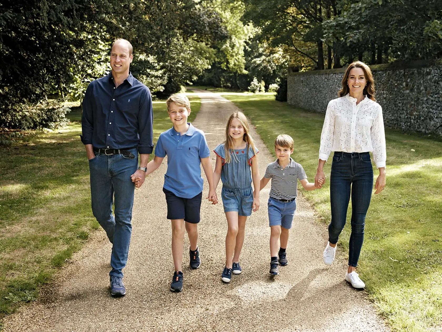 Minuloročná vianočná pohľadnica princa Williama a princeznej Kate