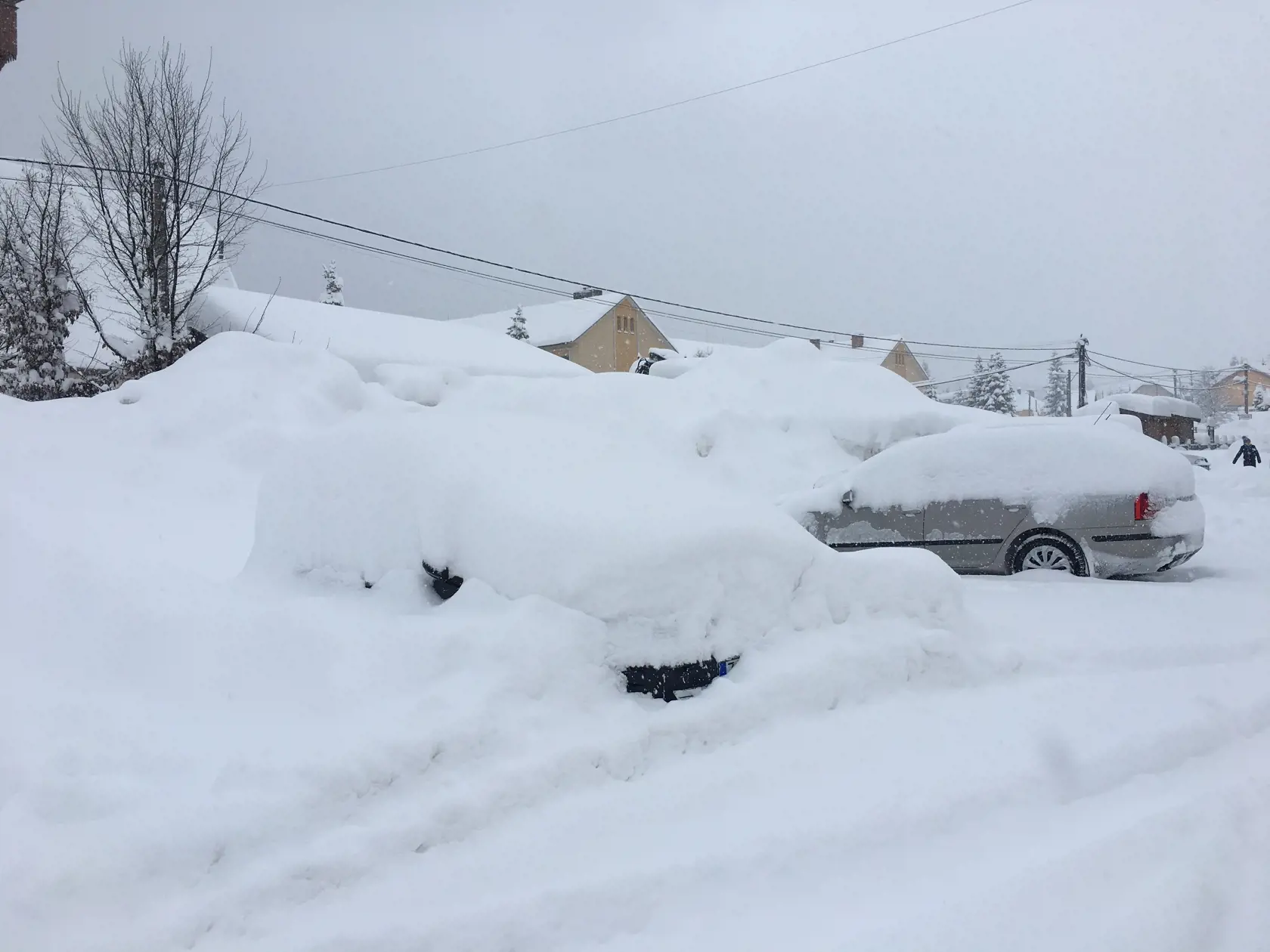 Oravská Lesná bola celá zasypaná snehom.