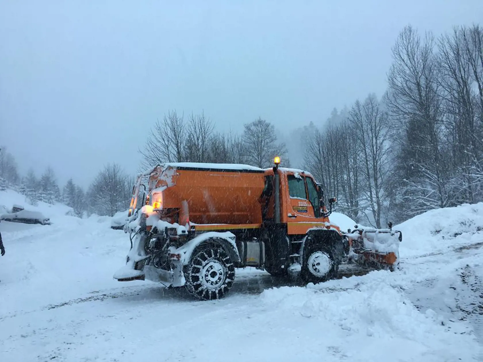 V Oščadnici napadlo pol metra snehu.