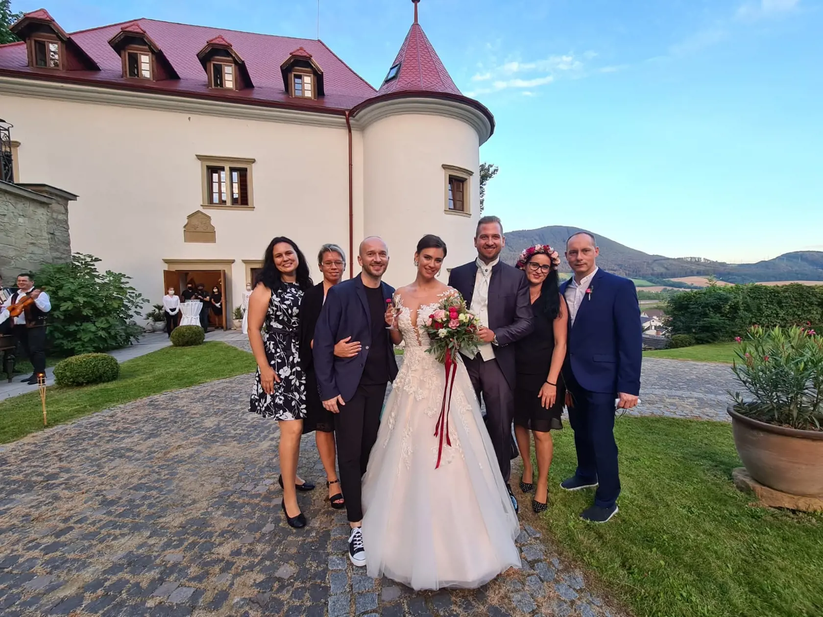 September 2020: Svadba bola veľkolepá. Manželstvo im, žiaľ, nevydržalo.