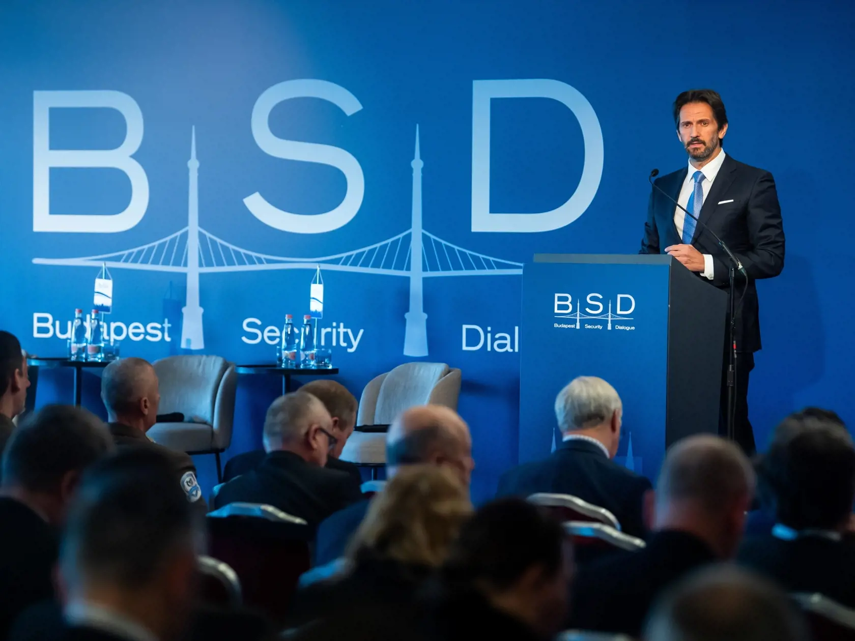 WA 40 Budapešť - Slovenský vicepremiér a minister obrany Robert Kaliňák vystupuje s prejavom na úvod dvojdňovej konferencie s názvom Budapeštiansky bezpečnostný dialóg (BSD) v maďarskej metropole v piatok 26. apríla 2024. Na dvojdňovej konferencii, ktorá je zameraná na európsku obrannú priemyselnú stratégiu a posilnenie obranných spôsobilostí v regióne, sa má zúčastniť takmer 600 účastníkov. FOTO TASR/DUNA/MTI-Zoltan Balogh


Deputy Pime Minister and Defence Minister of Slovakia Robert Kalinak s