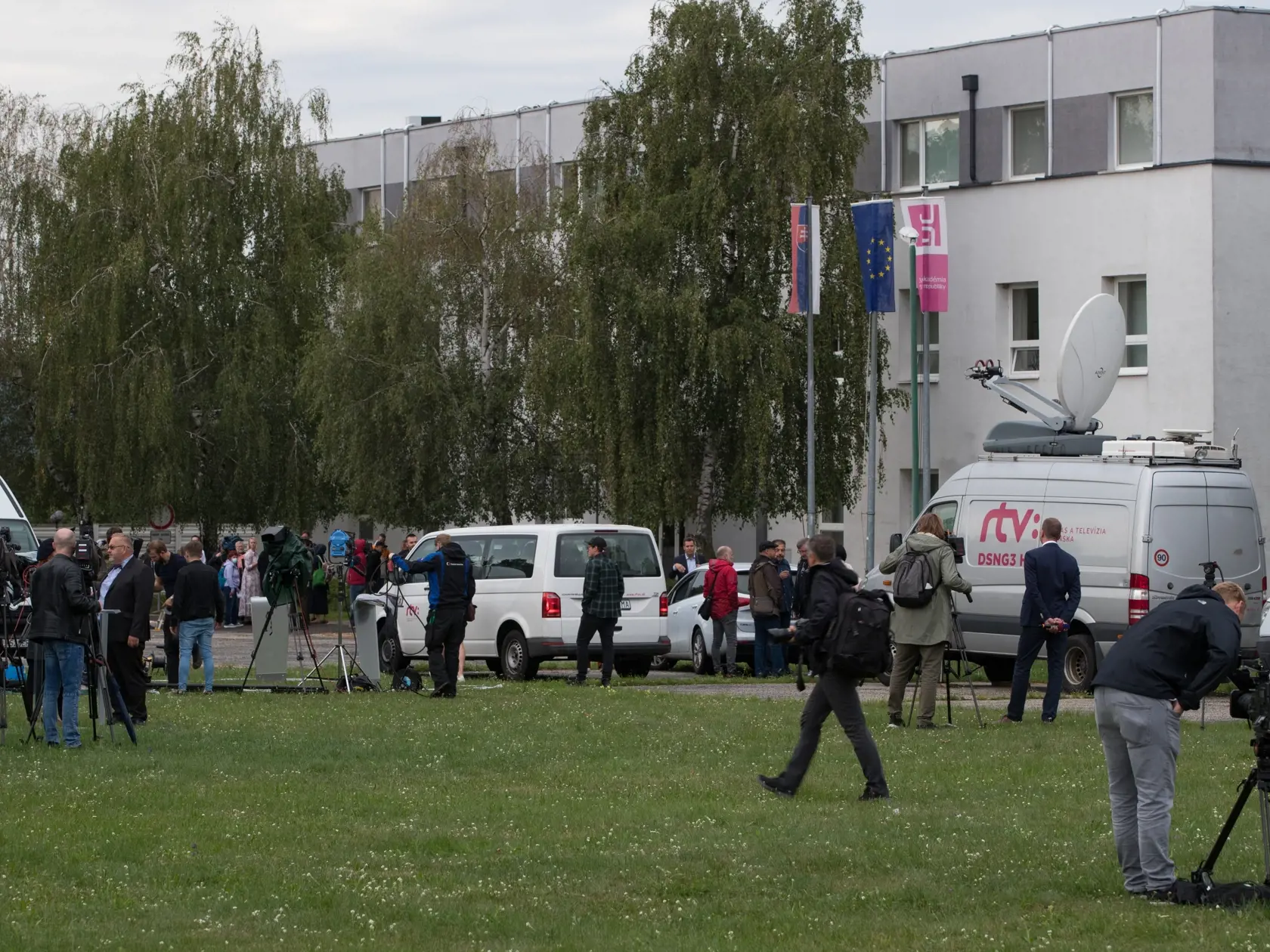 Pojednávanie na Špecializovanom trestnom súde v Pezinku vo veci vraždy novinára Jána Kuciaka a jeho snúbenice Martiny Kušnírovej z objednávky ktorej je obžalovaný Marián Kočner. Očakávaneho rozsudku sa zúčastnilo mnoho slovenských aj zahraničných médii.
