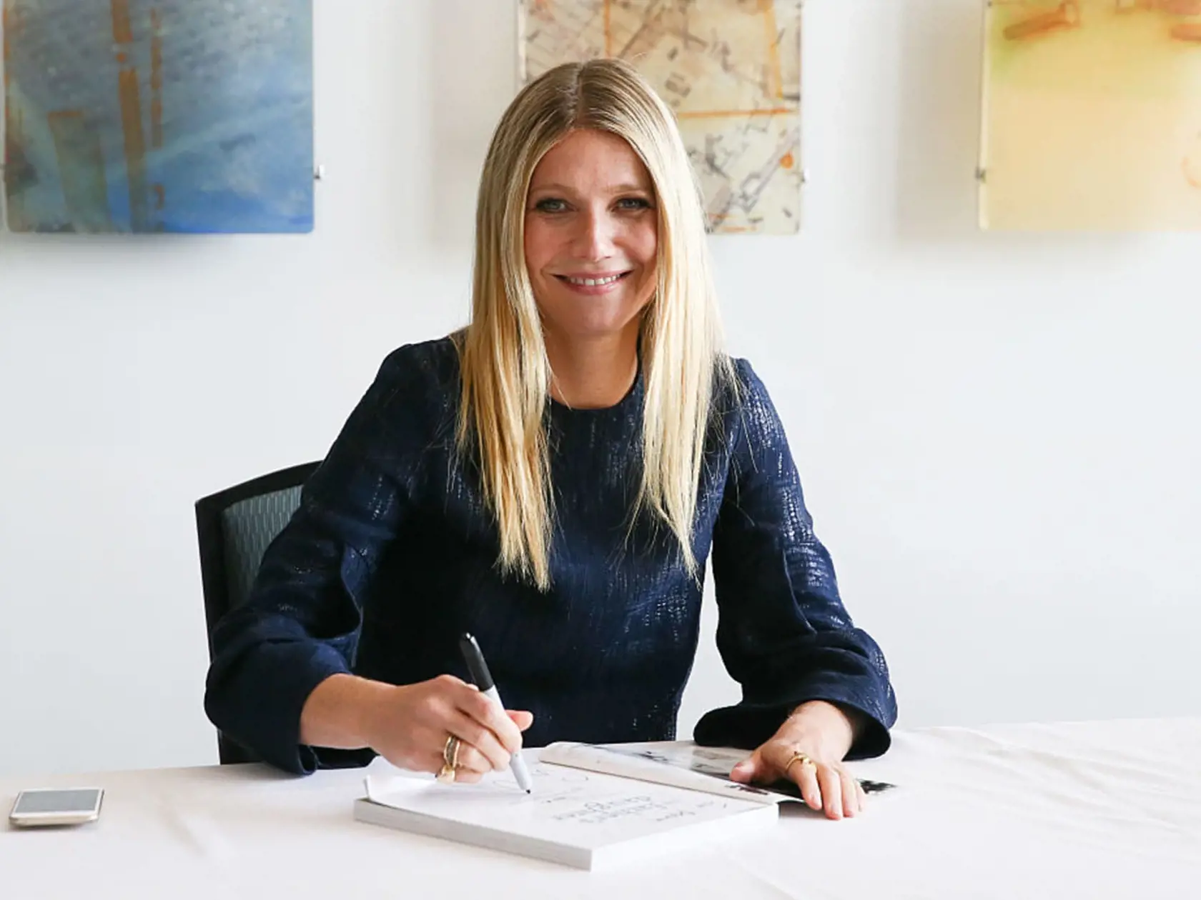 Herečka Gwyneth Paltrow trpela po pôrode depresiou. „Bolo to hrozné. Mala som pocit, že som vážne zlá matka a tiež zlý človek.“