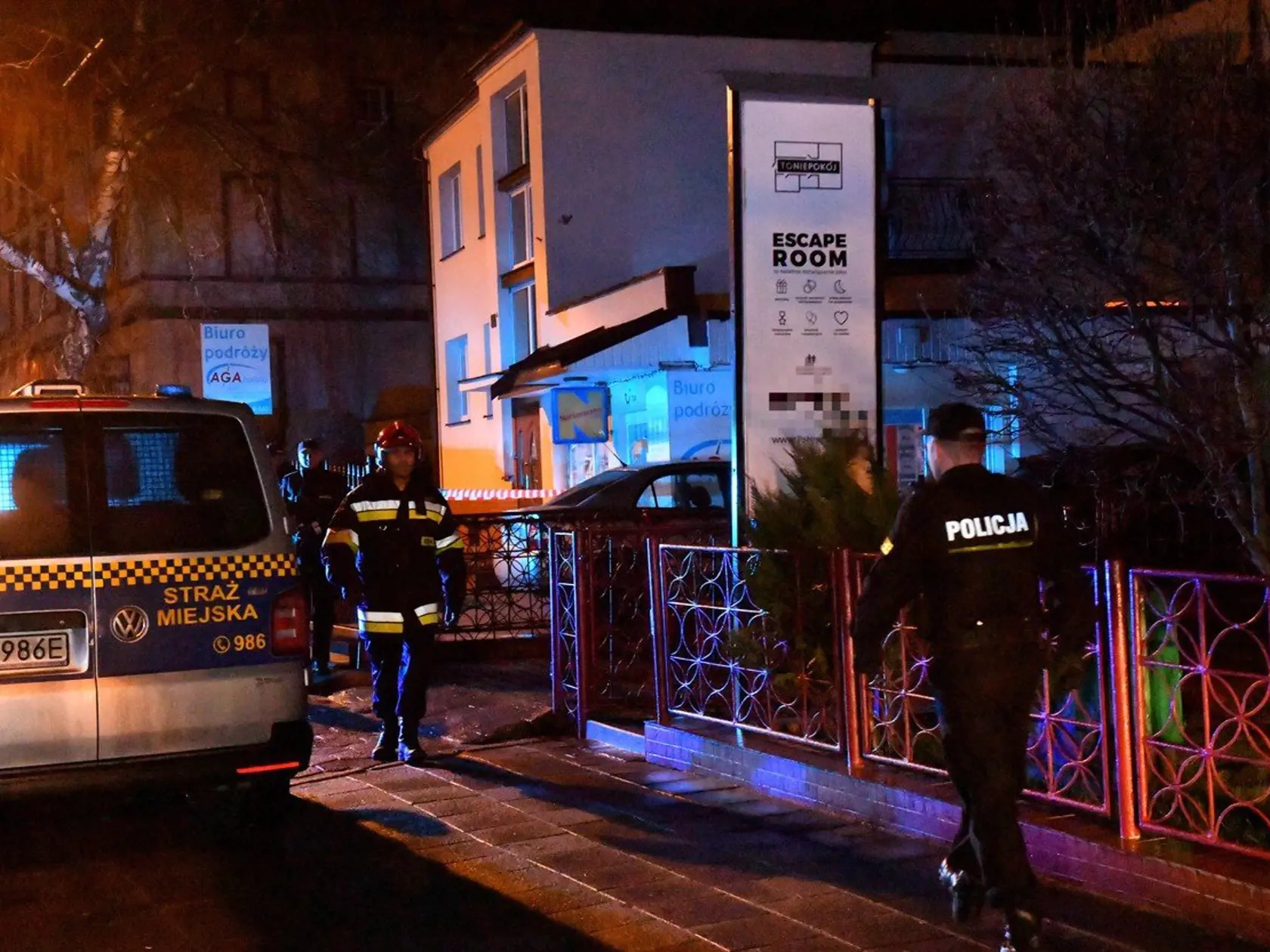 Pri požiari v zariadení určenom na únikovú hru zahynulo päť 15-ročných dievčat.