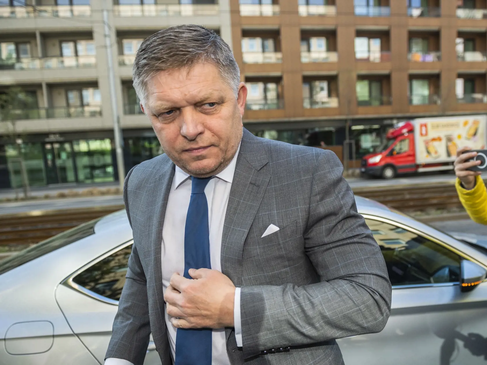 Obvinený expremiér a líder Smeru-SD Robert Fico prichádza vypovedať na Prezídium PZ 26. apríla 2022 v Bratislave. FOTO TASR - Jaroslav Novák