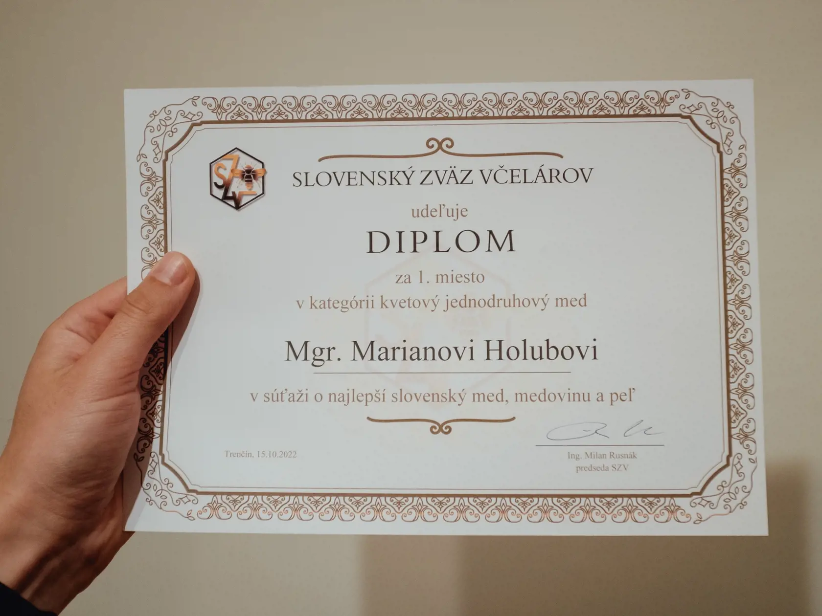 V súťaži Najlepší slovenský med som získal 1. miesto s mojím gaštanovým medom.