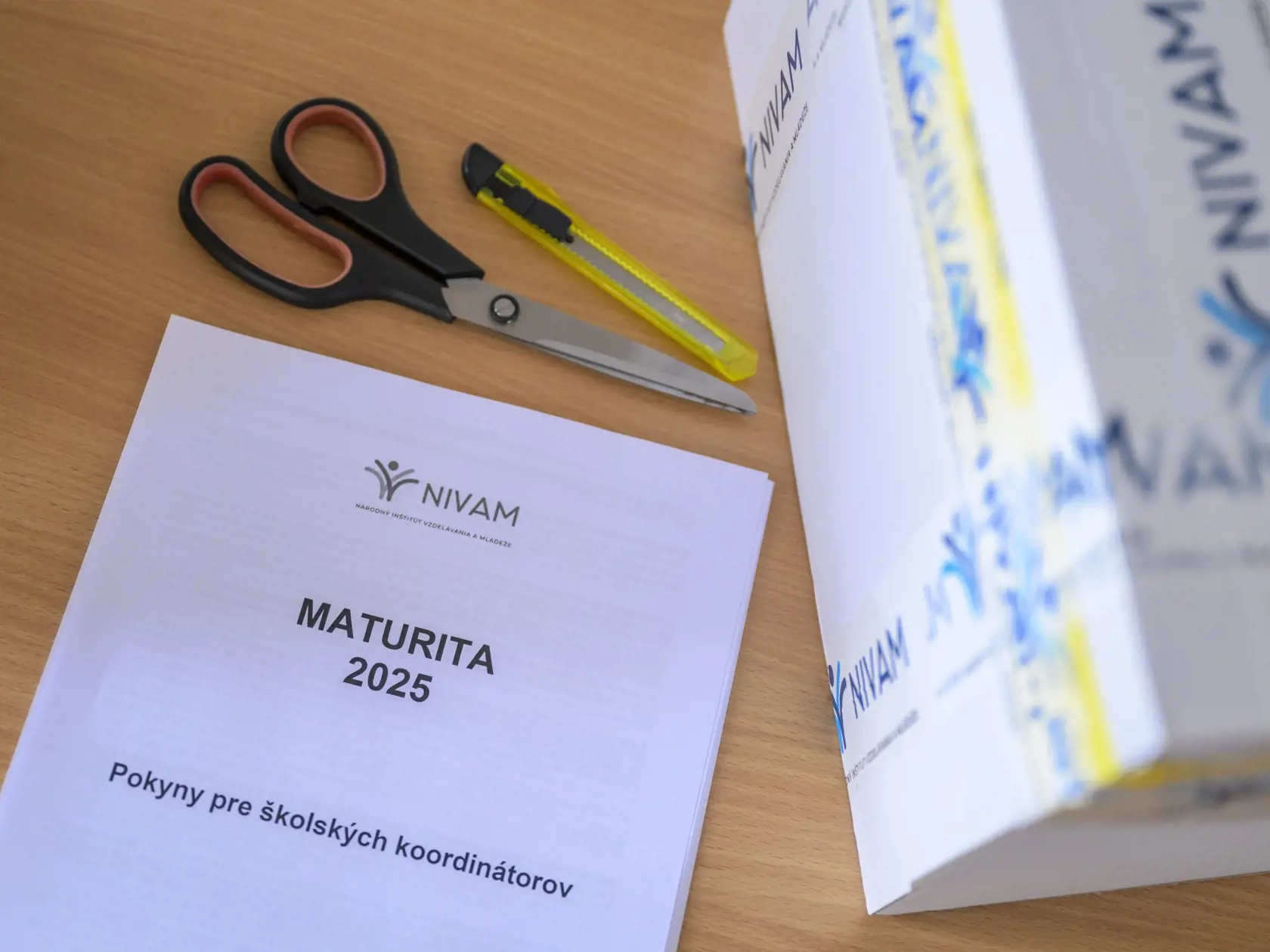 Na snímke pokyny k maturitným skúškam pred externou časťou a písomnou formou internej časti maturitnej skúšky zo slovenského jazyka a literatúry na Gymnáziu Jána Adama Raymana v Prešove 11. marca 2025.