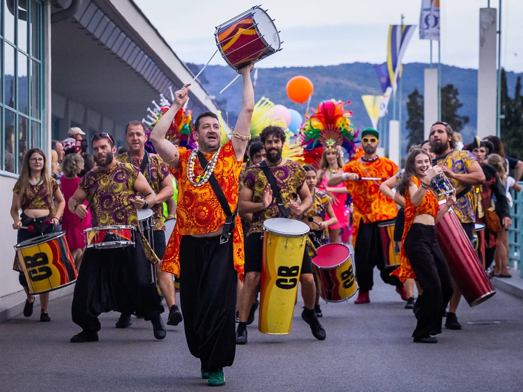 Divadelno-hudobný festival Piešťanské zábaly. 
