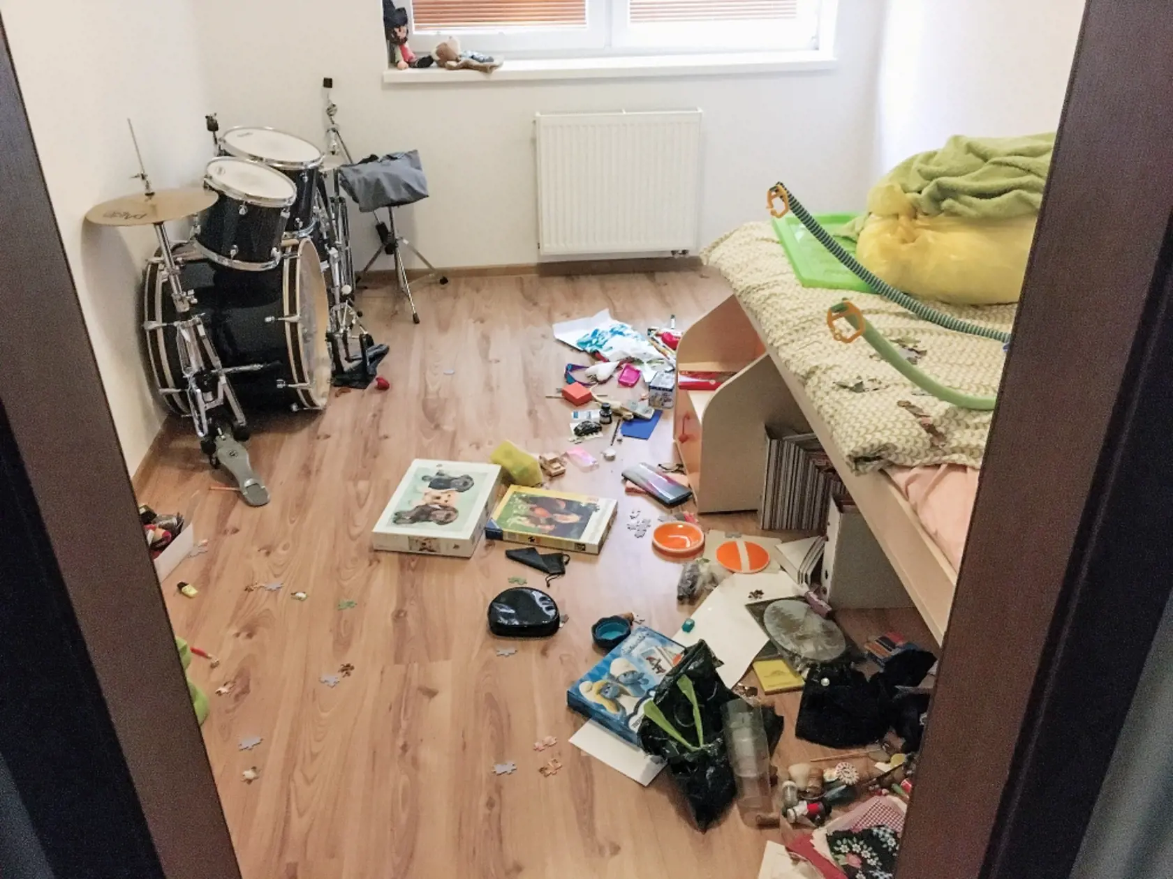 Veci, ktoré Zuzana Haasová z domu už nepotrebovala, nechala v takomto dezolátnom stave...