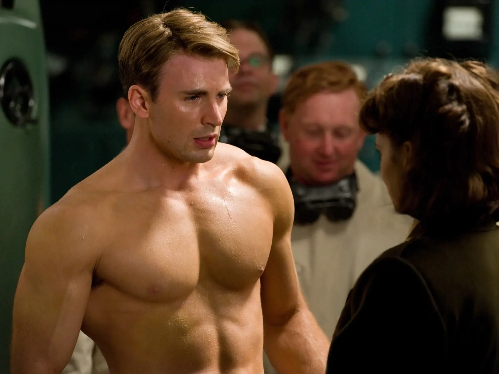 Chris Evans, niekdajší najsexi muž roka nesmie chýbať v žiadnom rebríčku. A právom.