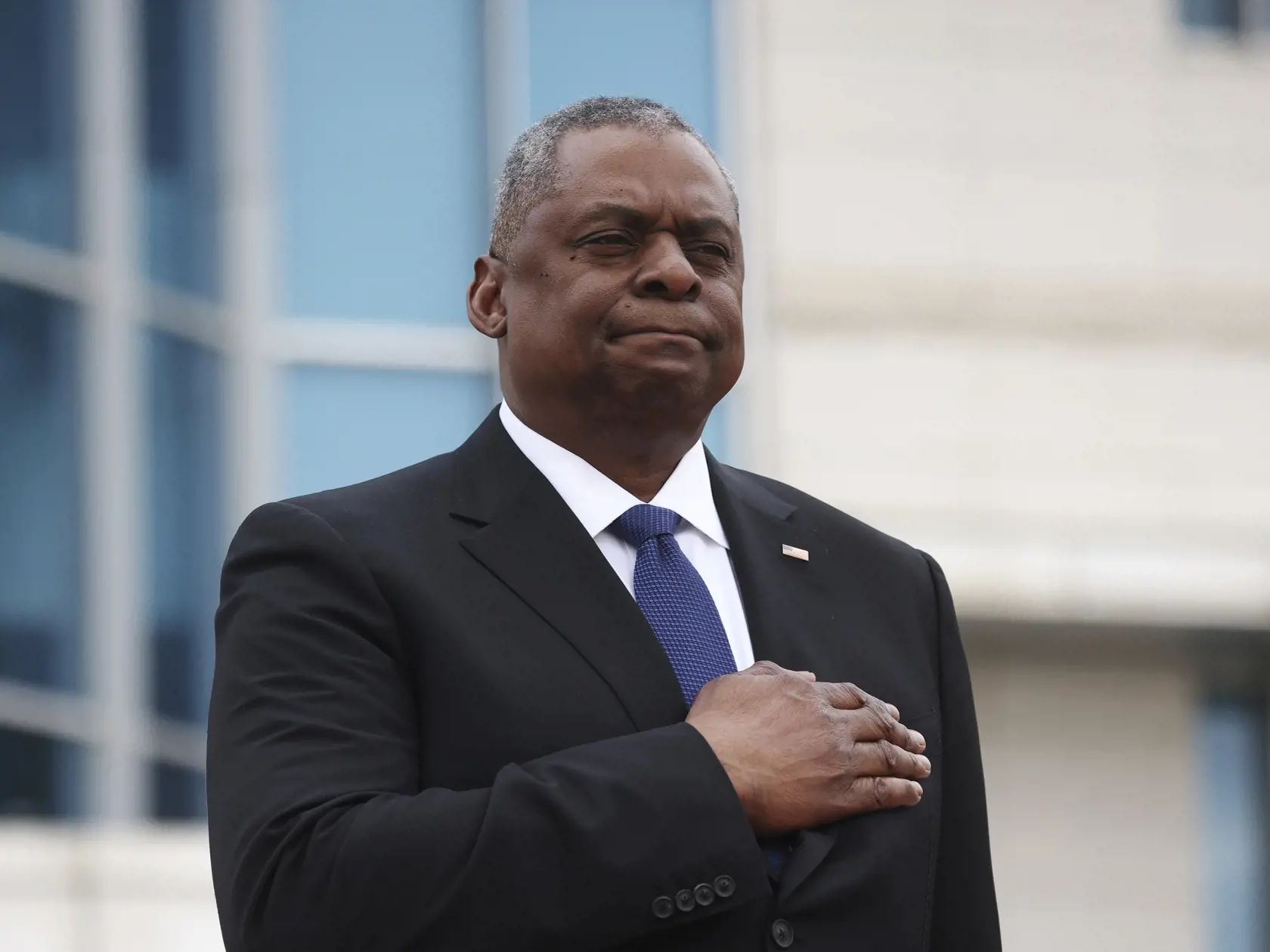 Na snímke americký minister obrany Lloyd Austin počas uvítacieho ceremoniálu počas návštevy v Južnej Kórei 31. januára 2023.