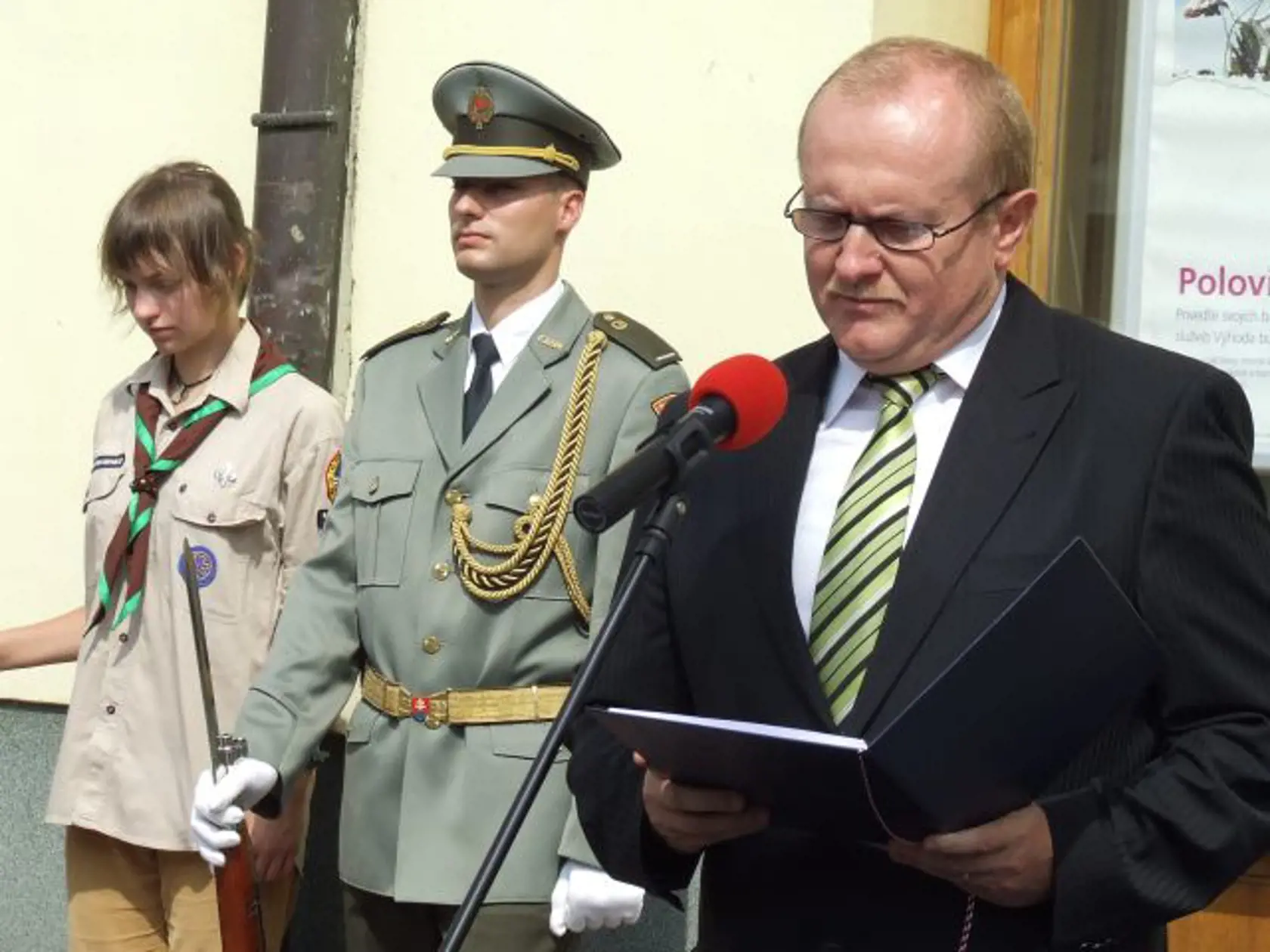 Mikuláš Čečko podľahol dlhej a ťažkej chorobe.