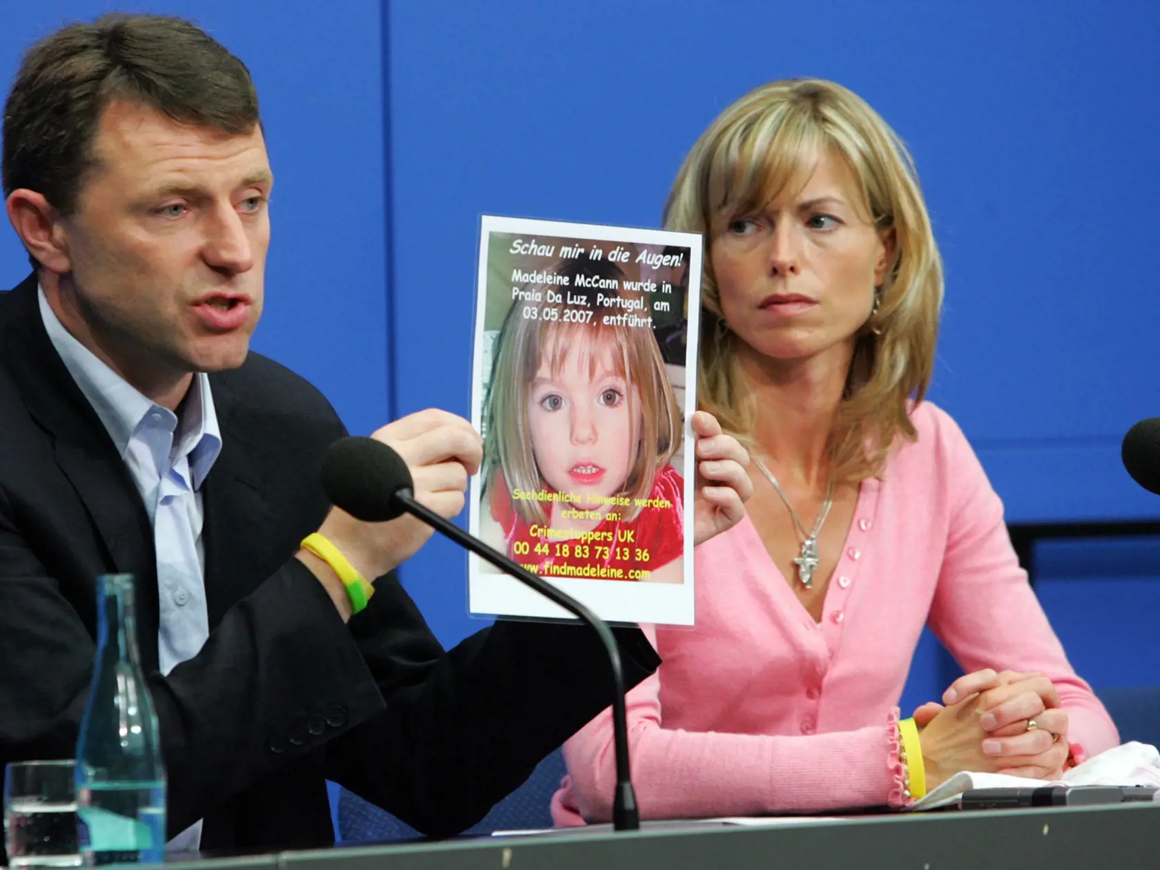 Na archívnej snímke z marca 2007 trojročné britské dievčatko Madeleine McCannová.
