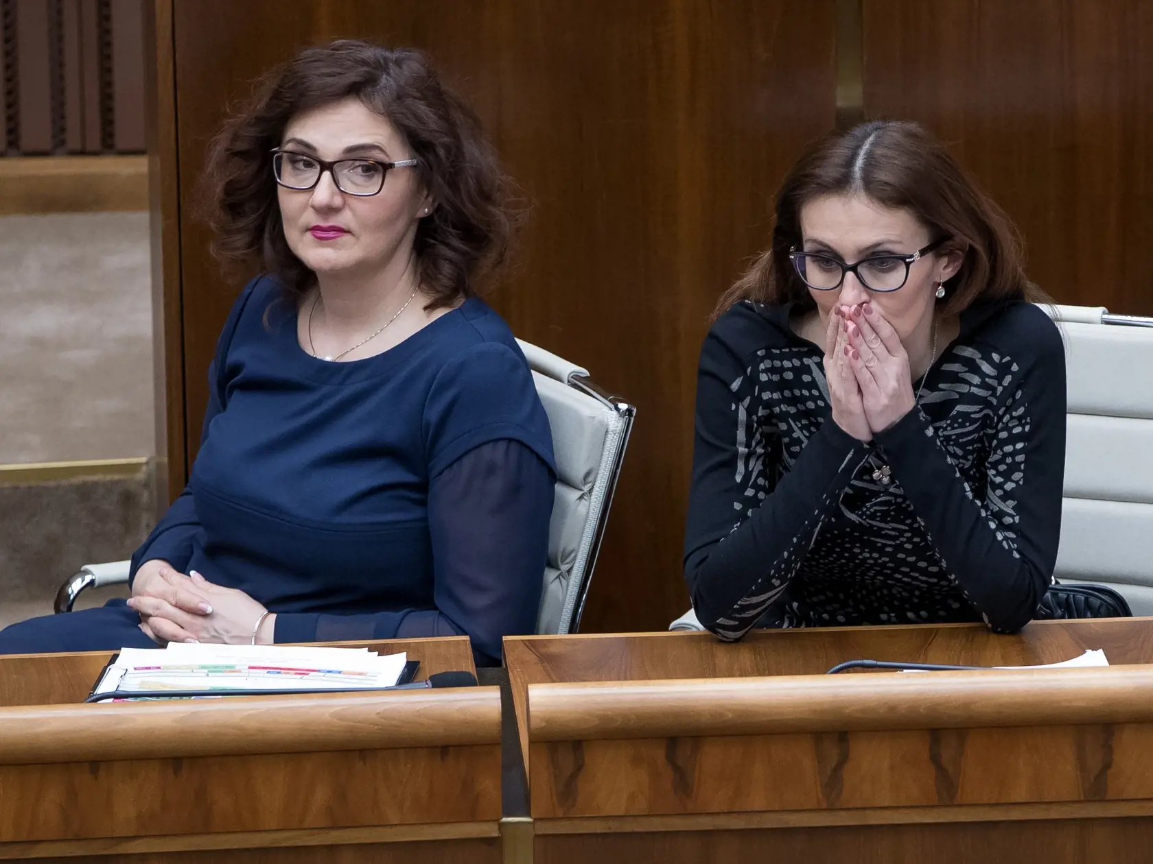 Programové vyhlásenie vlády SR. Na snímke zľava je ministerka školstva Martina Lubyová a ministerka zdravotníctva Andrea Kálavská.