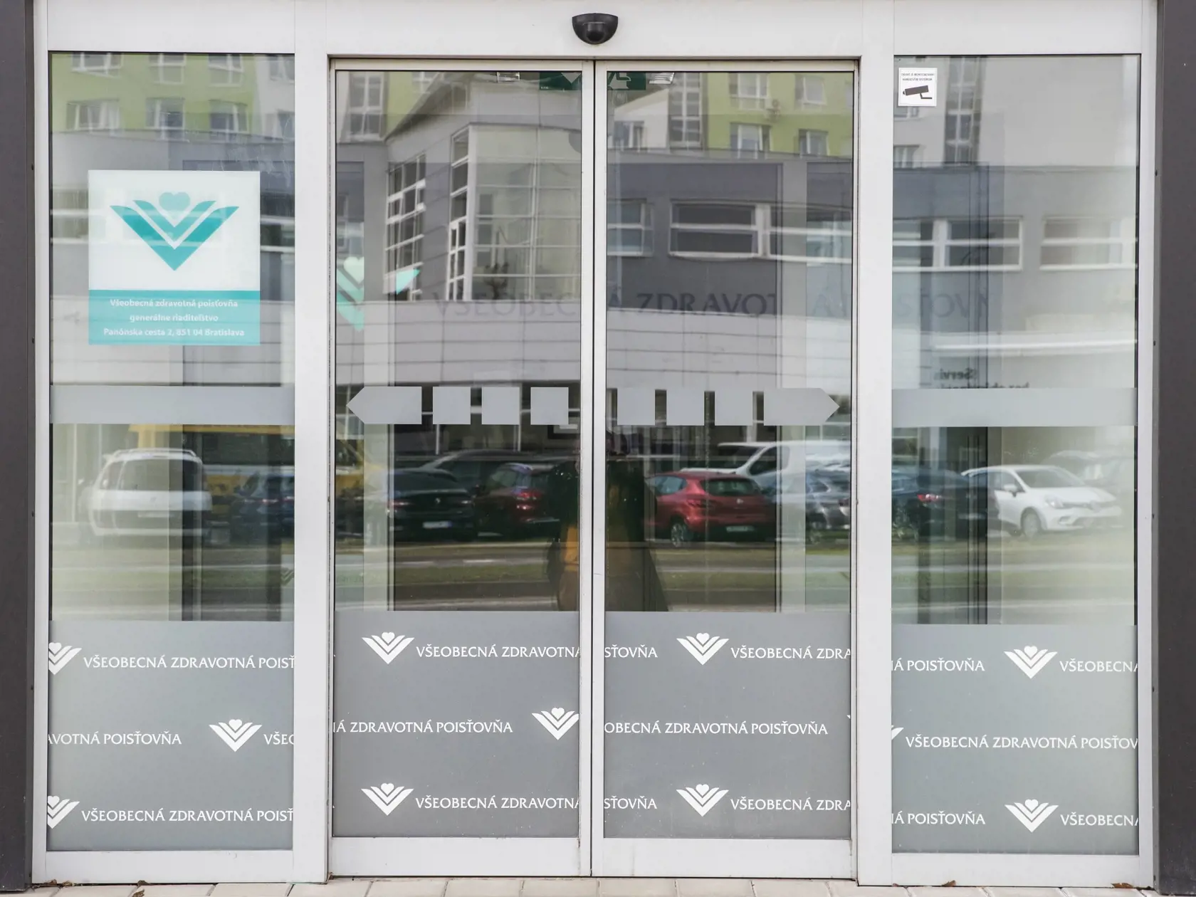 Štát naleje 100 miliónov eur len do VšZP, dofinancovanie pritom potrebuje celé zdravotníctvo.