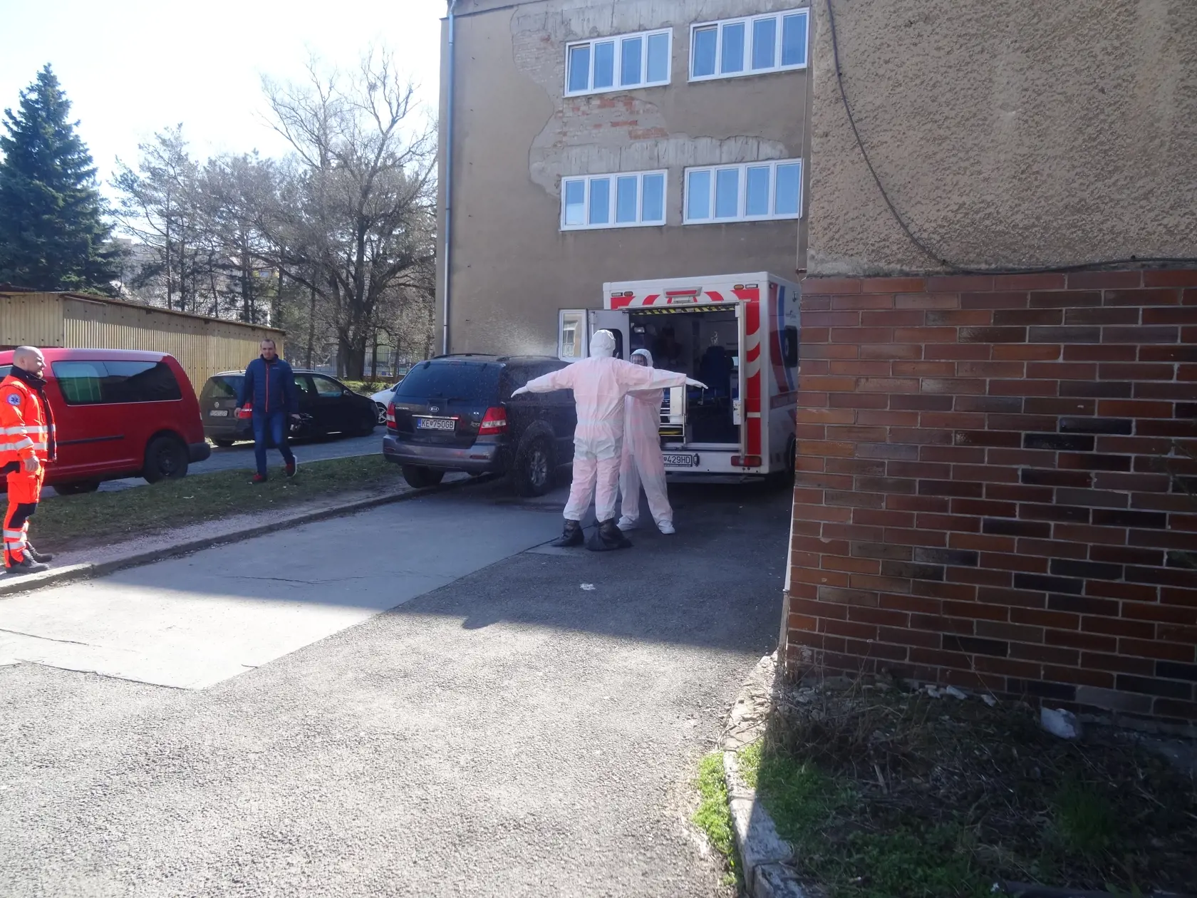 Klinika infektológie a cestovnej medicíny - osobná dezinfekcia.