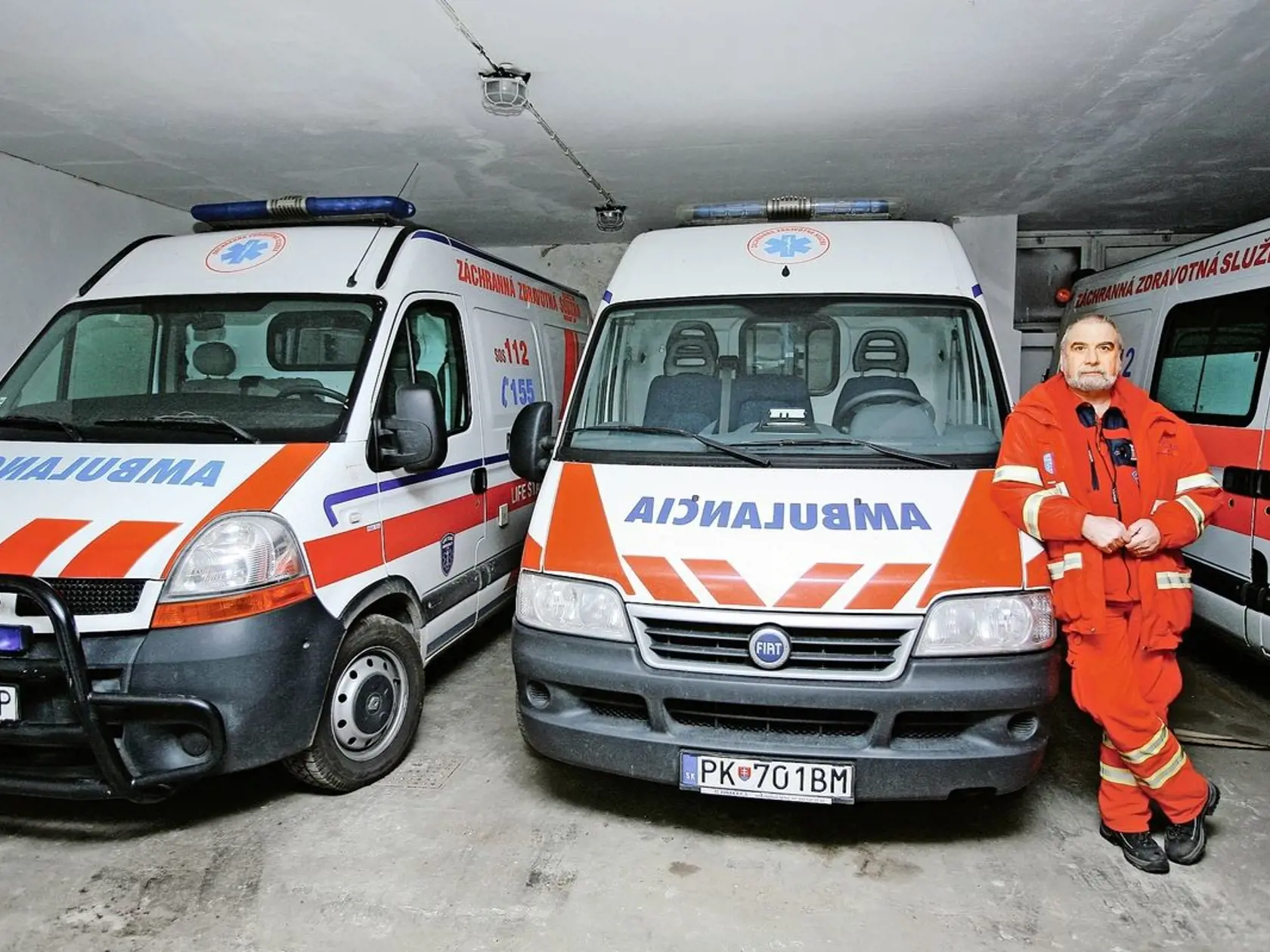 Záchranár MUDr. Viliam Dobiáš už zažil viac ako dvestokilového pacienta.