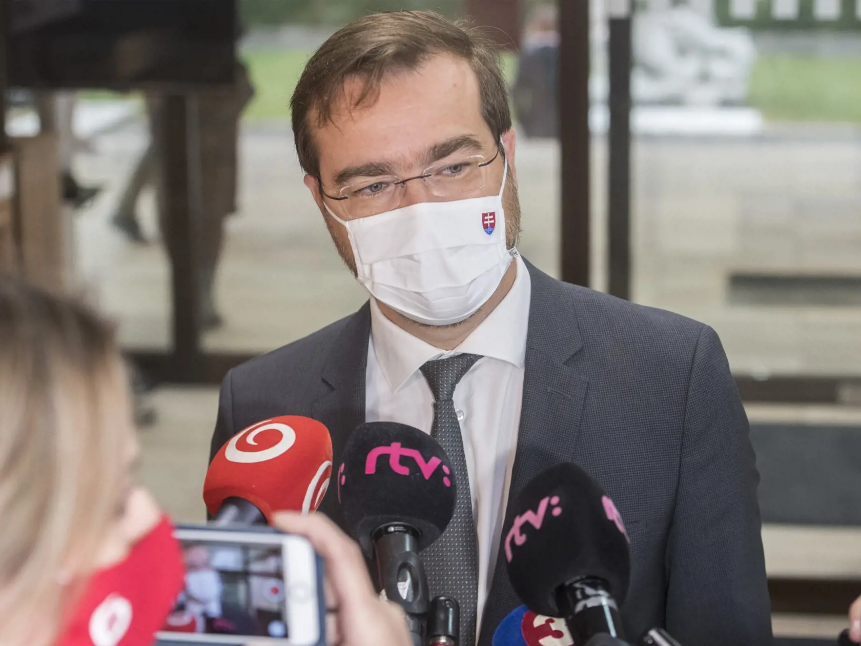 Na snímke minister zdravotníctva SR Marek Krajčí (OĽANO) informuje zástupcov médií pred rokovaním 39. schôdze vlády SR 30. septembra 2020 v Bratislave. FOTO TASR - Martin Baumann