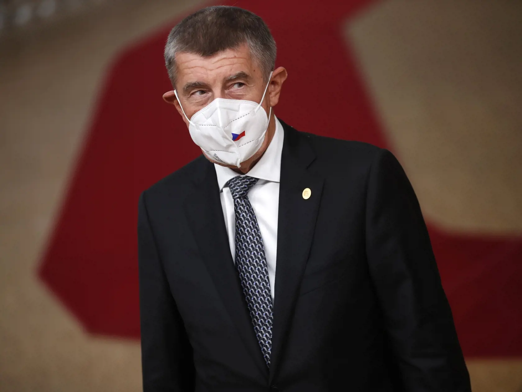 Český premiér Andrej Babiš prichádza na summit EÚ v sídle Európskej rady v Bruseli.