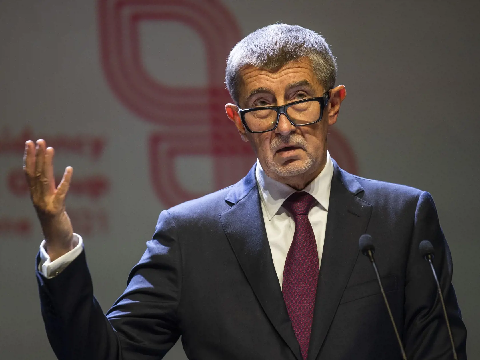 Na snímke je český premiér Andrej Babiš počas tlačovej konferencie po stretnutí premiérov krajín V4 v poľskom meste Lublin.