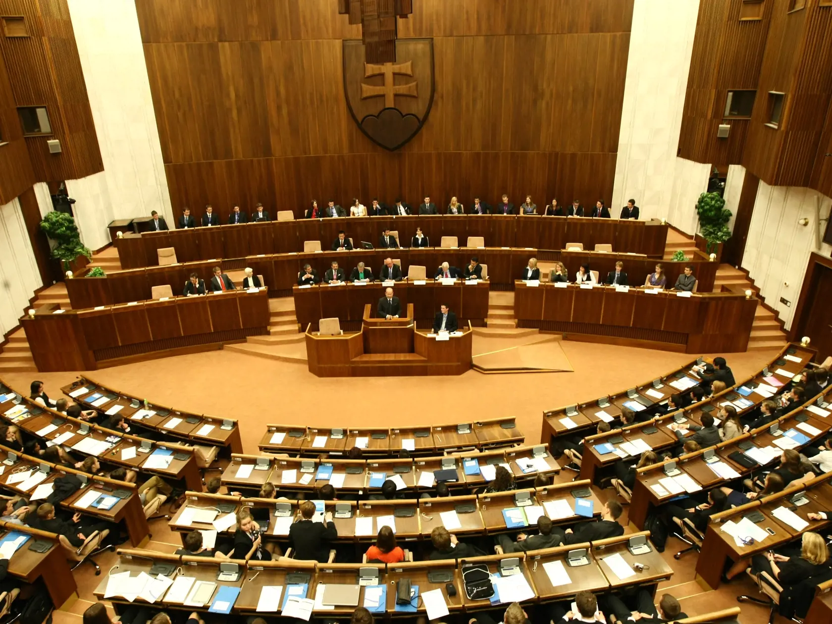Zdruzenie BratMUN. Simulacia zasadnutia OSN v Slovenskom Parlamente