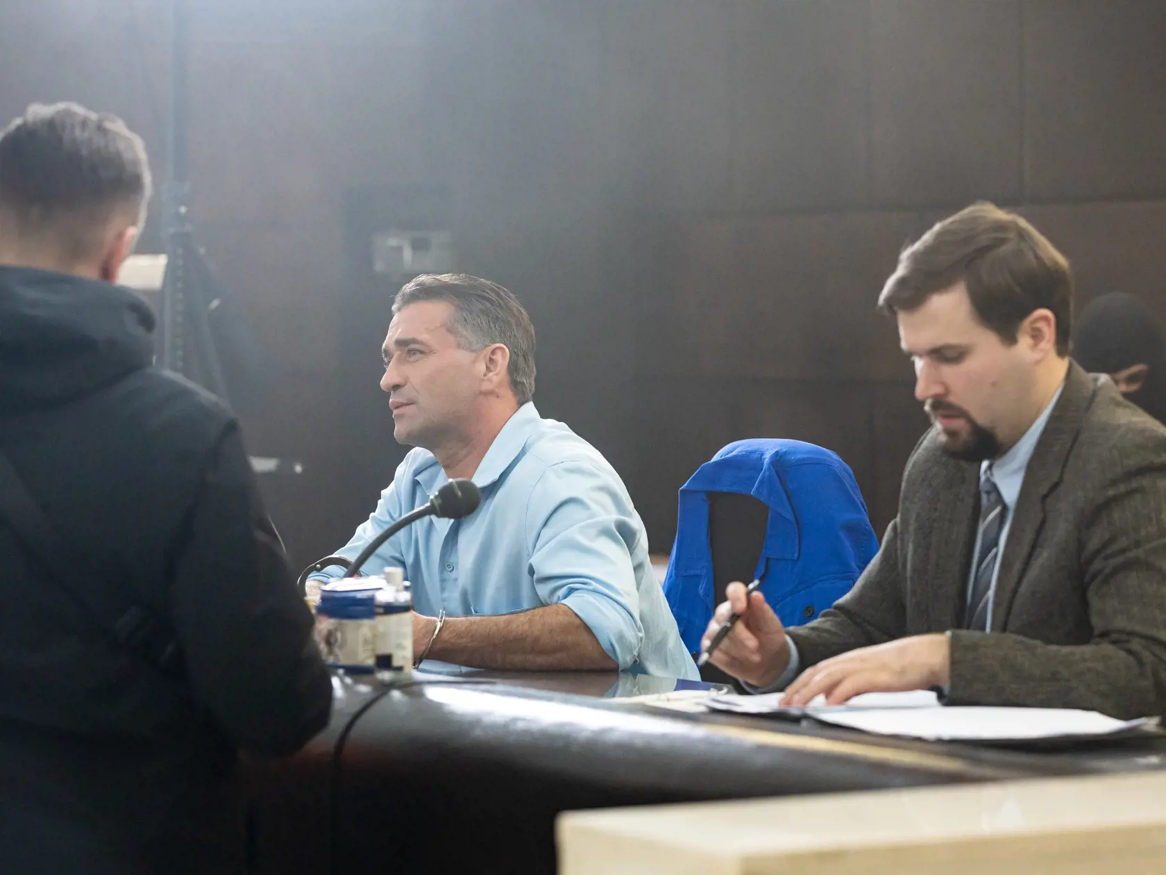 Posledný natáčací deň filmu o Mikulášovi Černákovi MIKI v bratislavskom Justičnom paláci. Na snímke Milan Ondrík. 