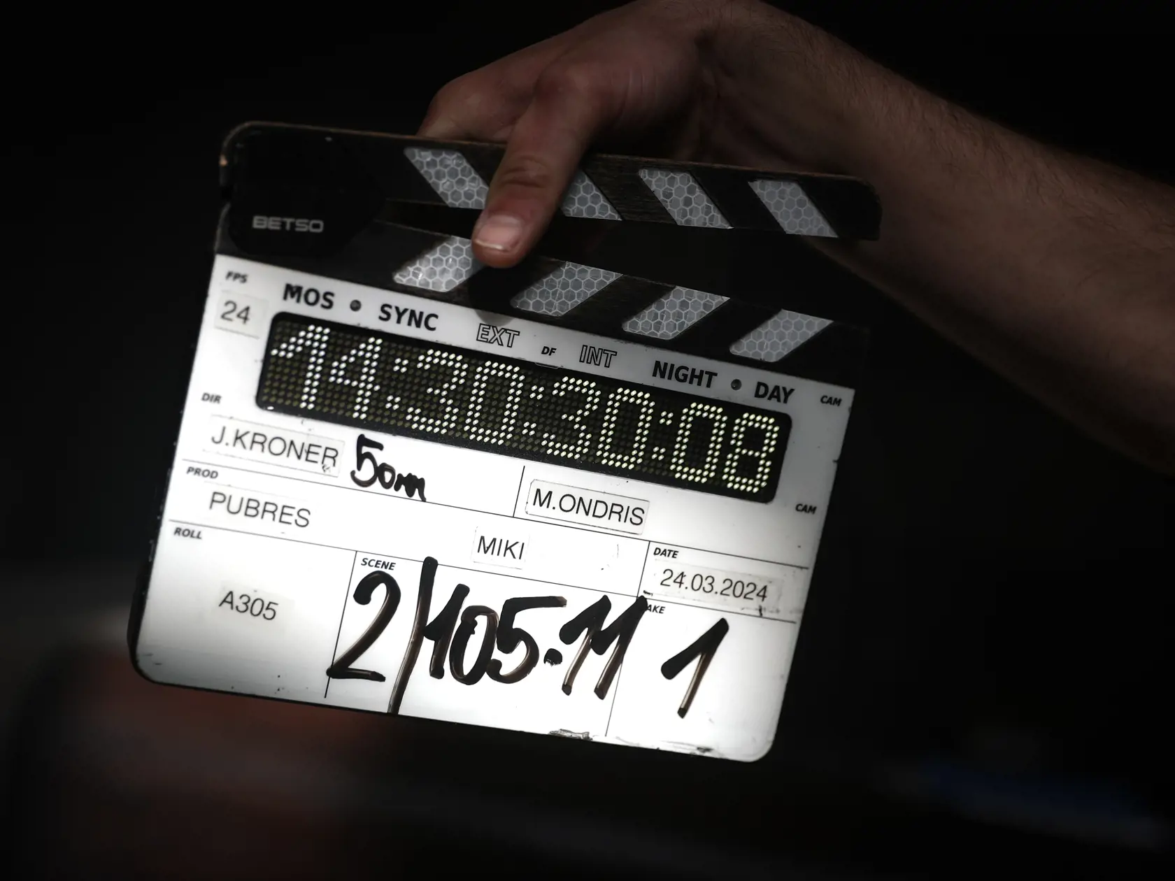 Posledná klapka filmu Miki.